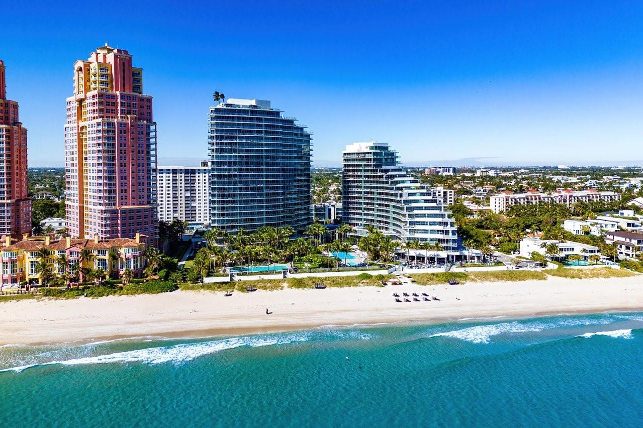 2200 N Ocean Boulevard S1402
