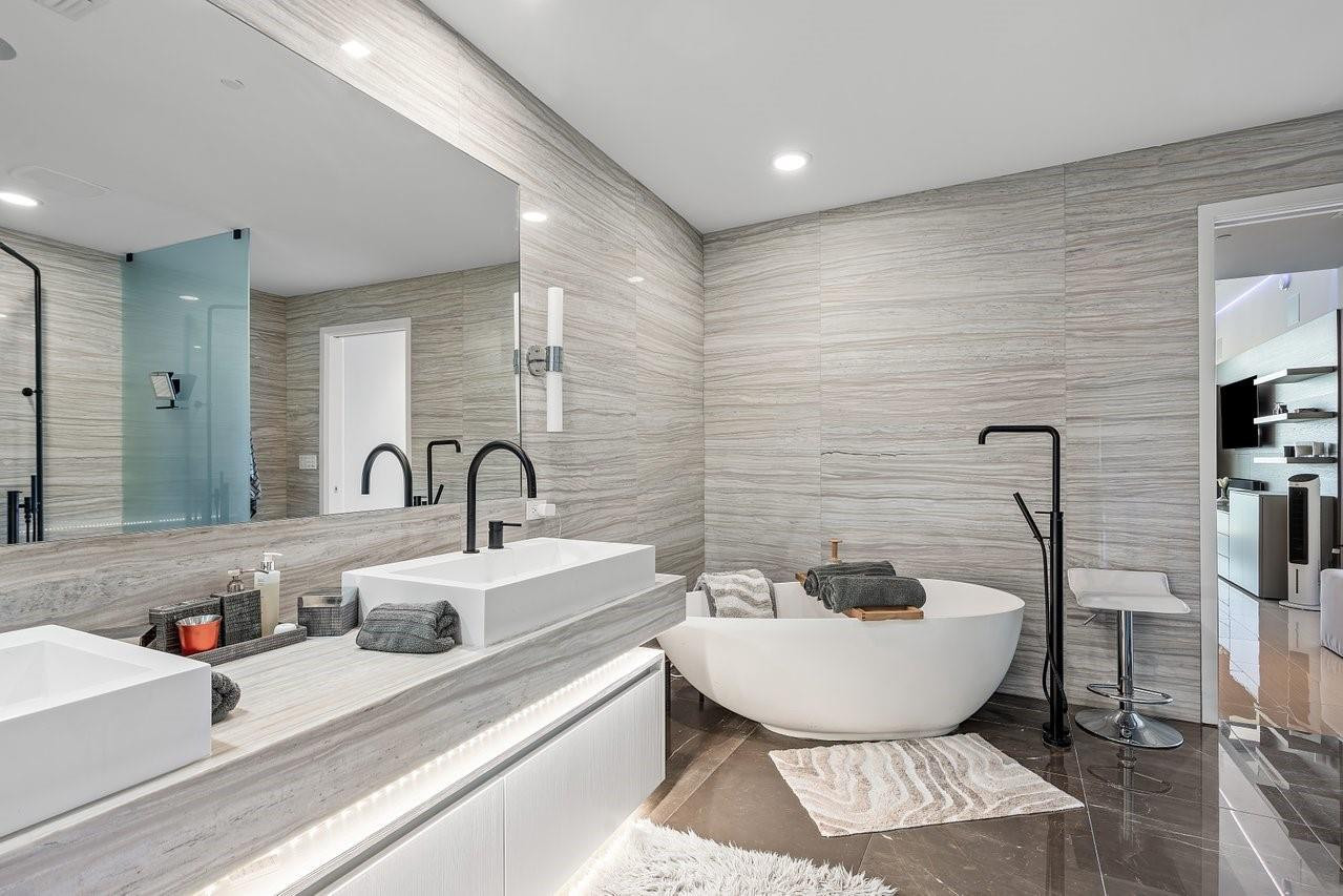 2200 N Ocean Boulevard S1402