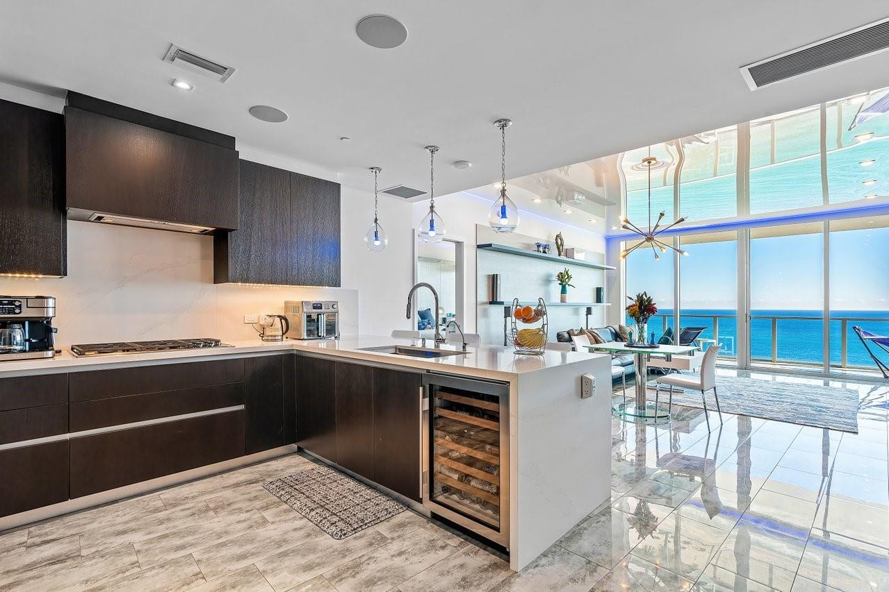 2200 N Ocean Boulevard S1402