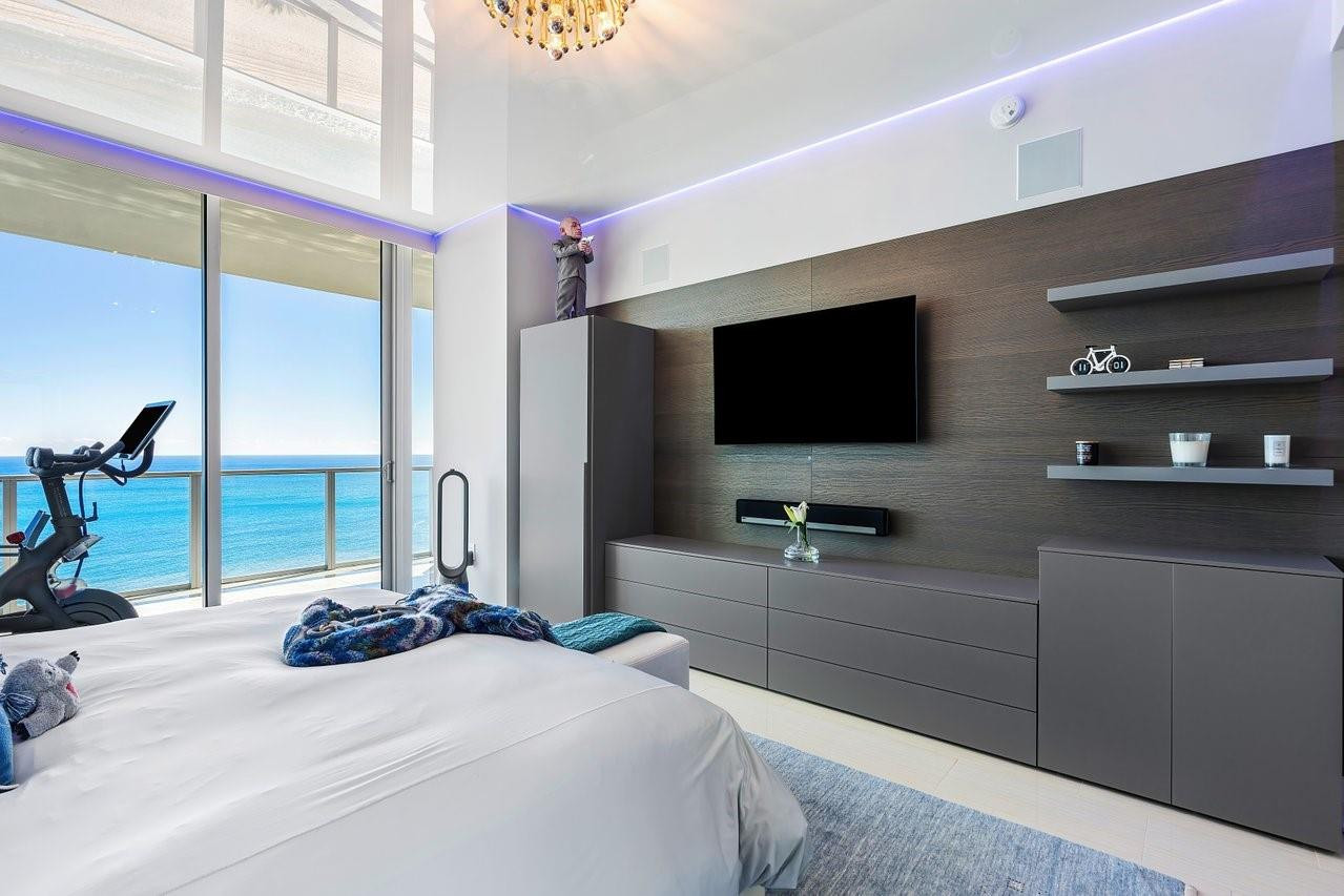 2200 N Ocean Boulevard S1402