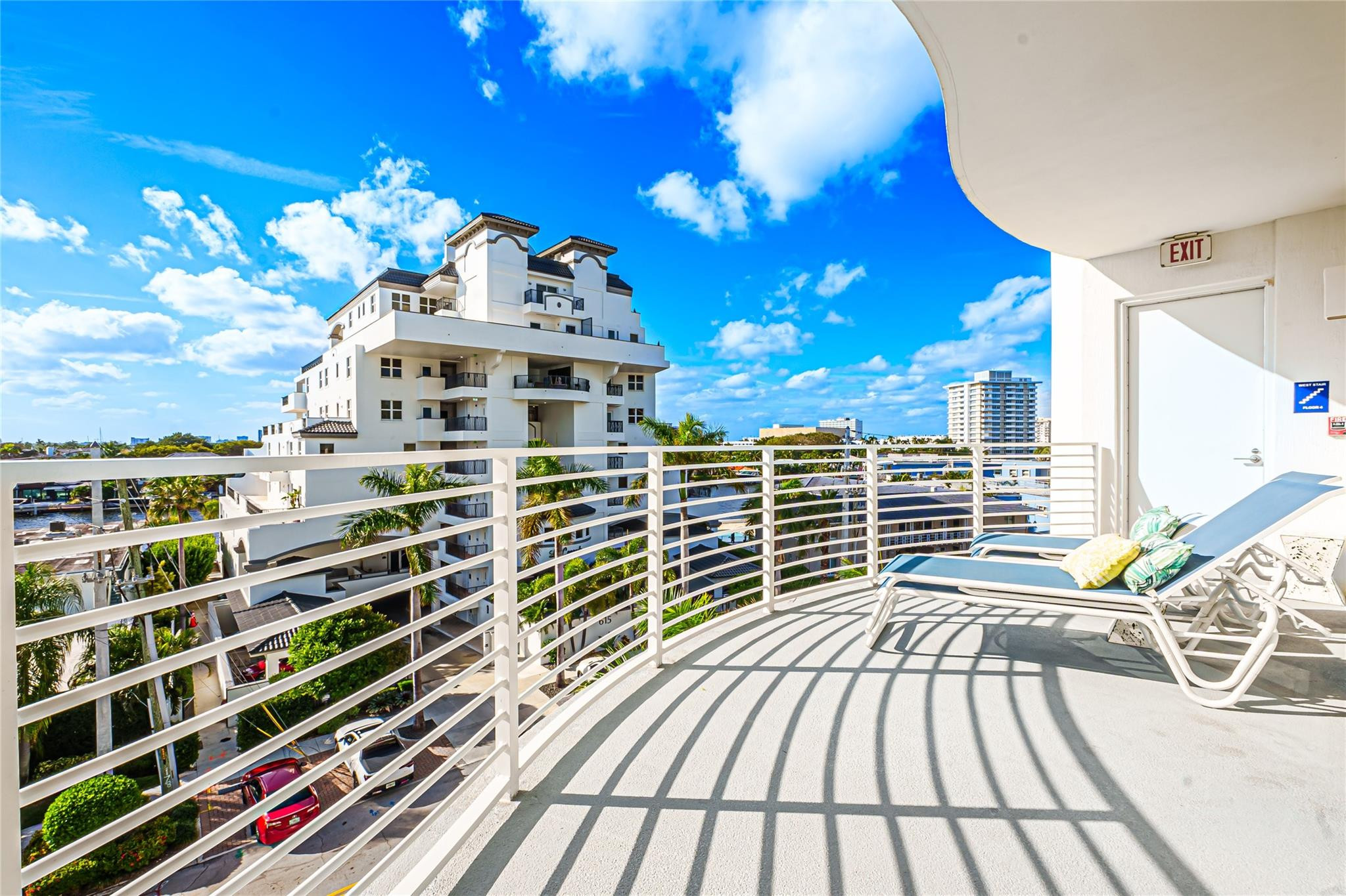 612 Bayshore Drive 402