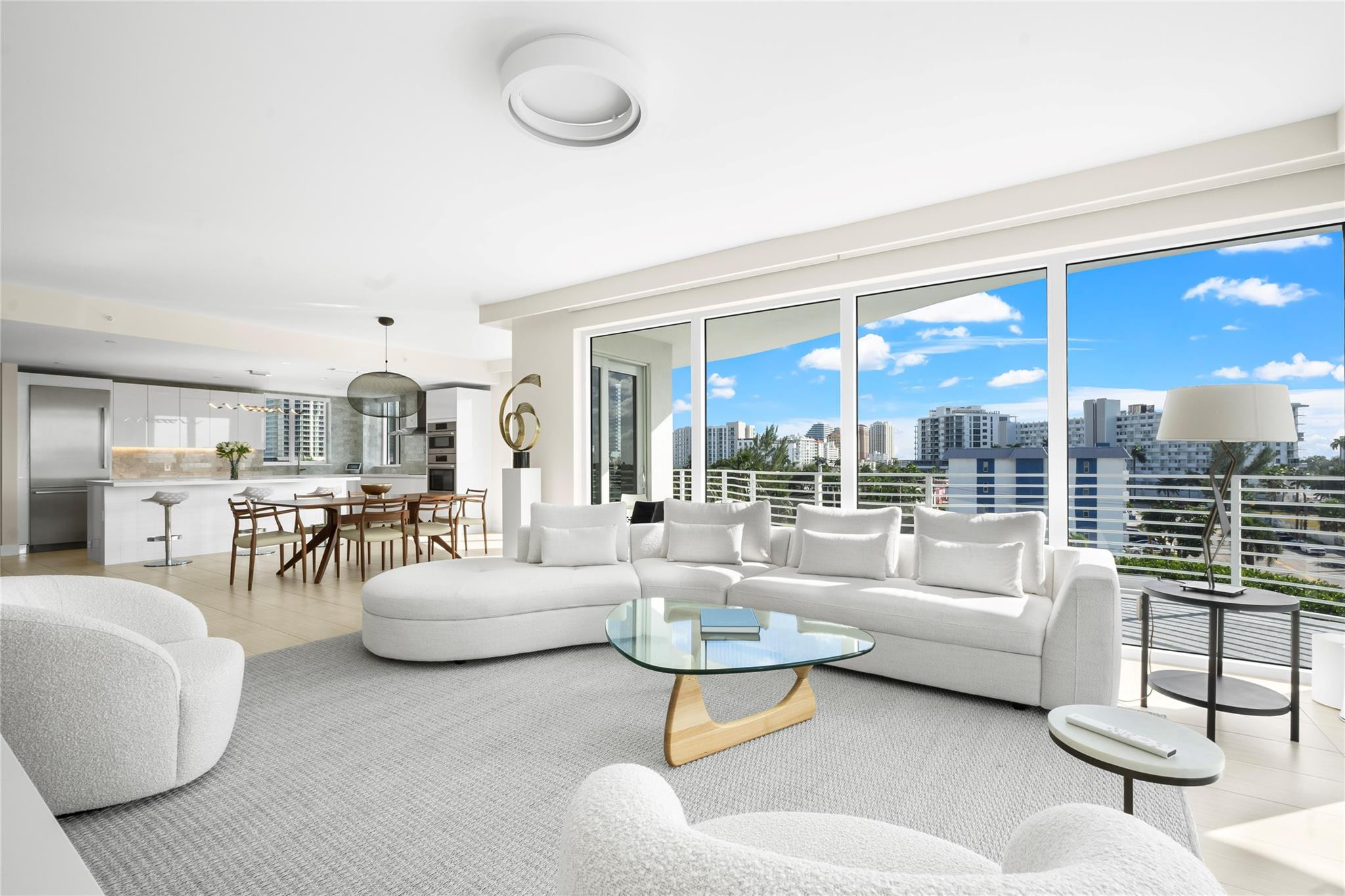 612 Bayshore Drive 402