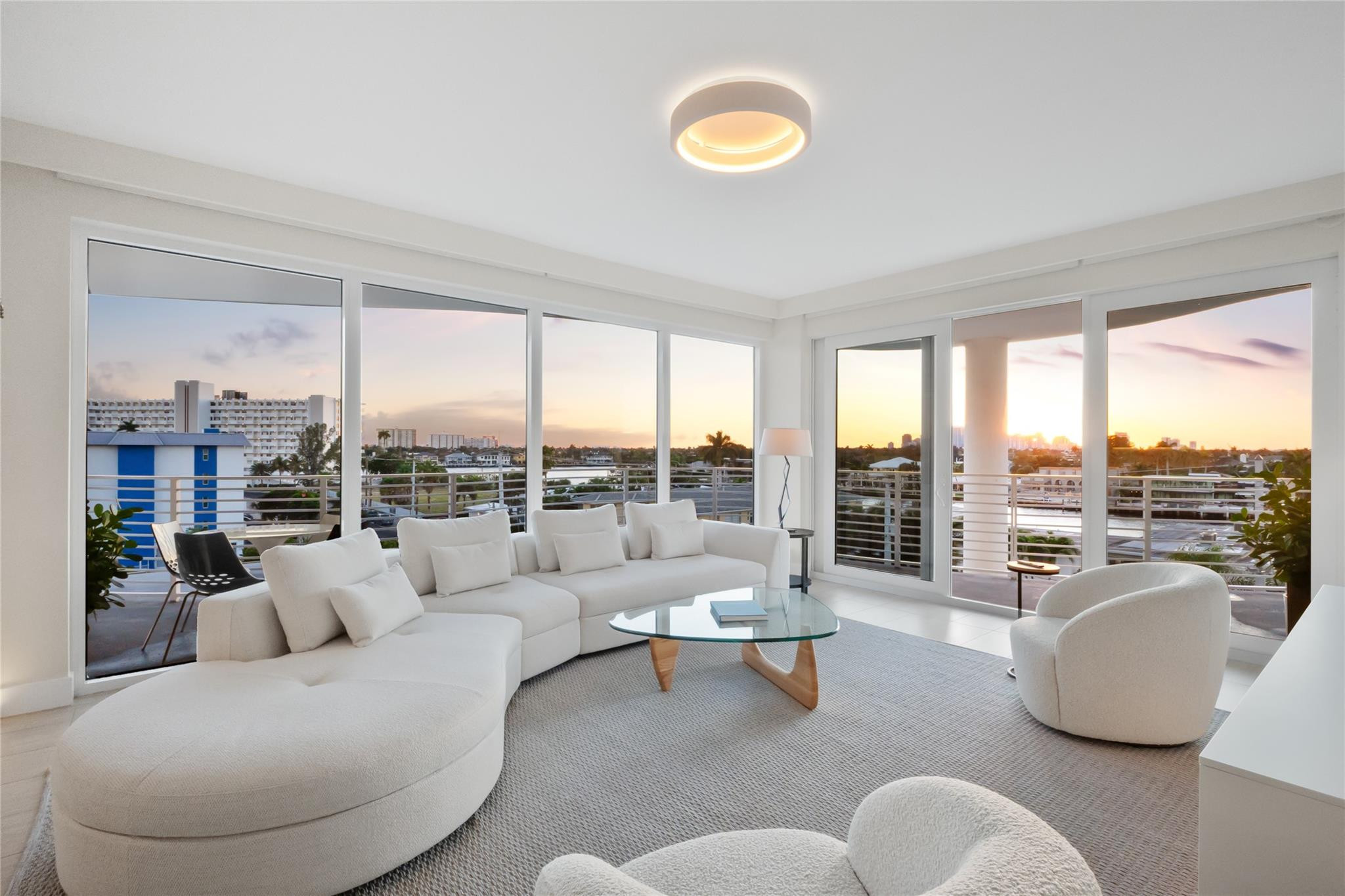 612 Bayshore Drive 402