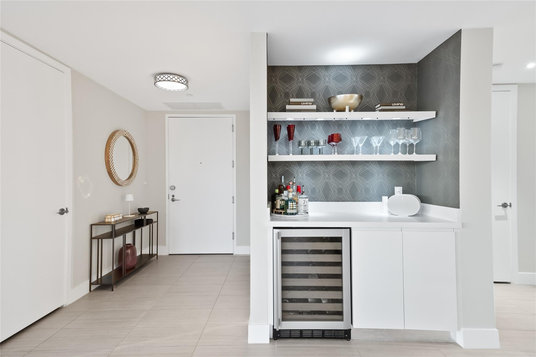 612 Bayshore Drive 402