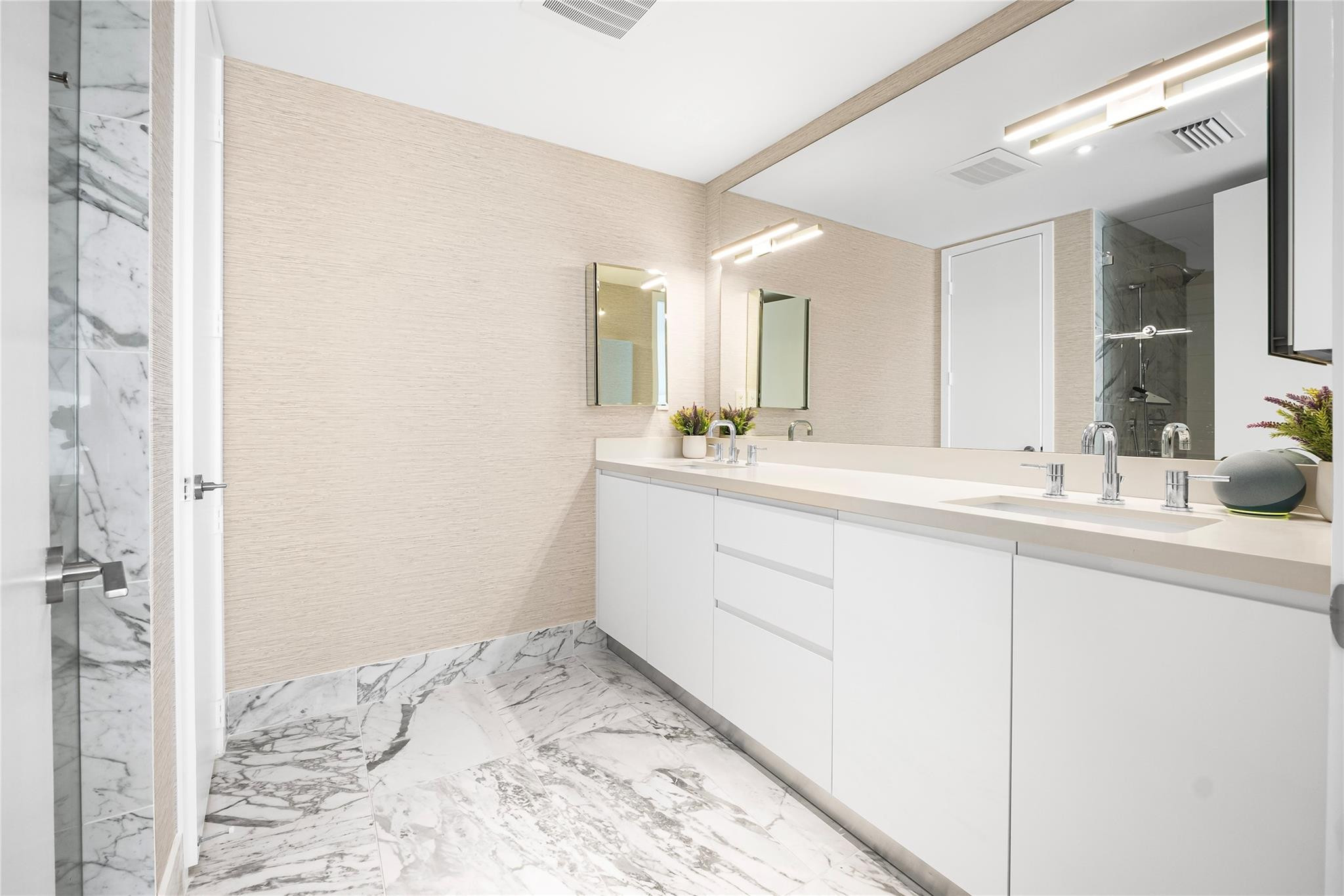 612 Bayshore Drive 402