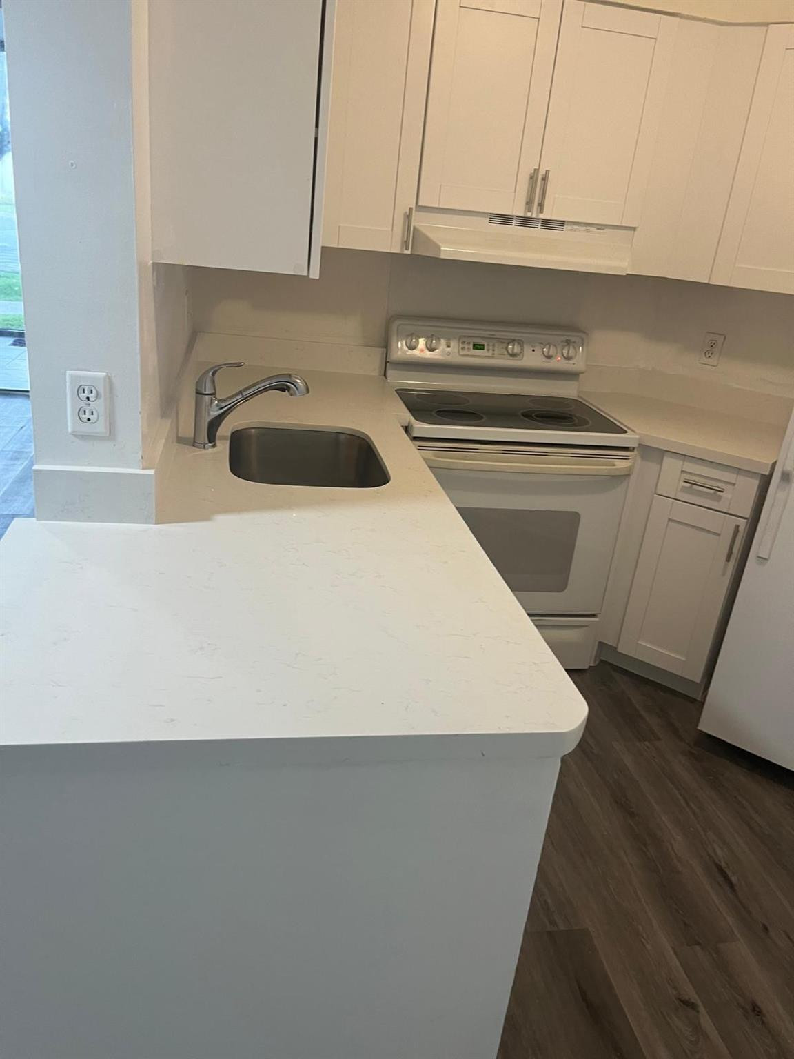 210 Lake Pointe Drive 102