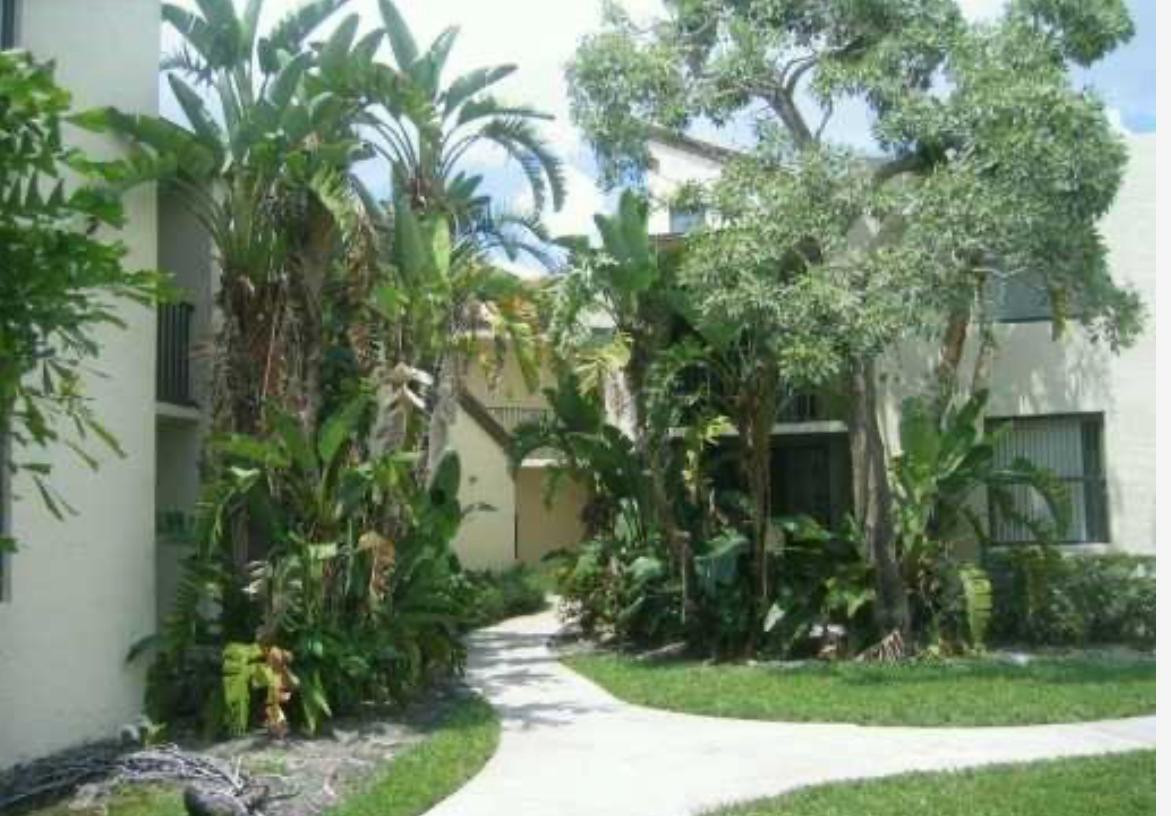 210 Lake Pointe Drive 102