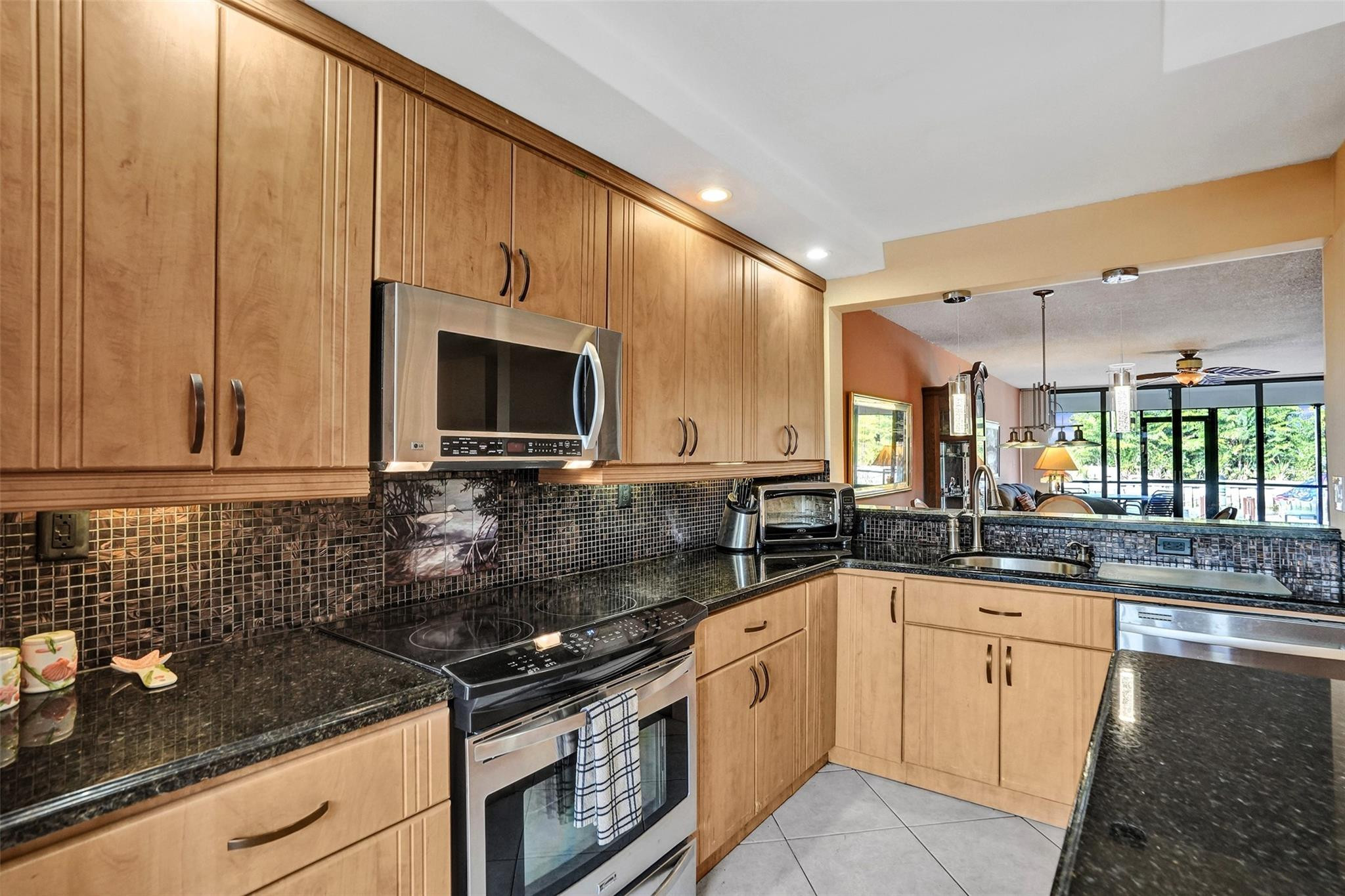 1100 SE 5th Court 85