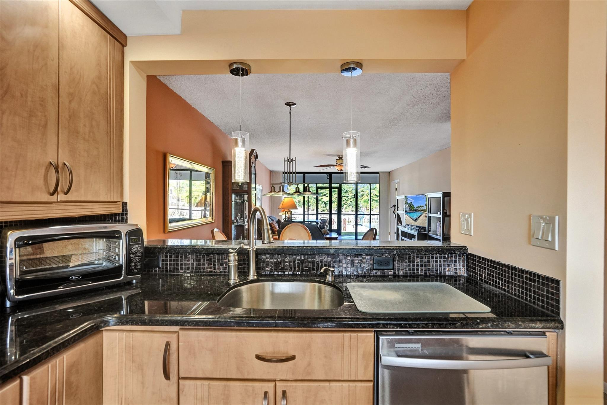 1100 SE 5th Court 85