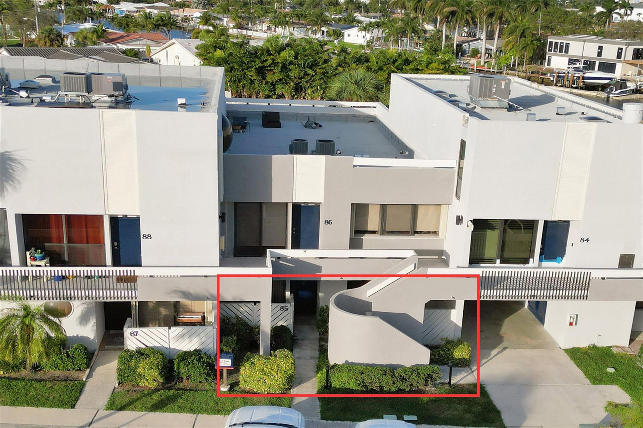 1100 SE 5th Court 85