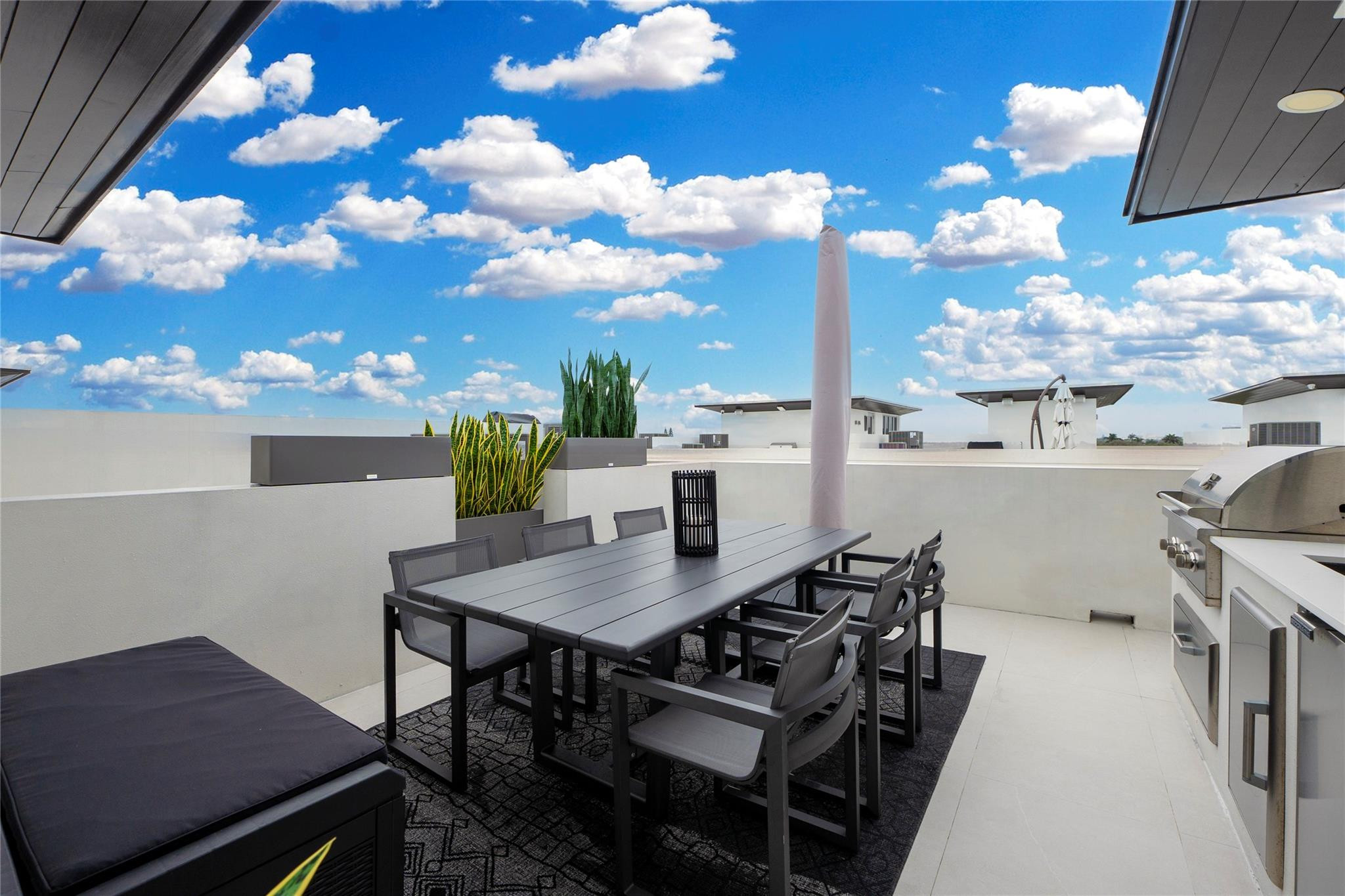 246 Garden Court 246, Lauderdale-By-The-Sea Unit: 246