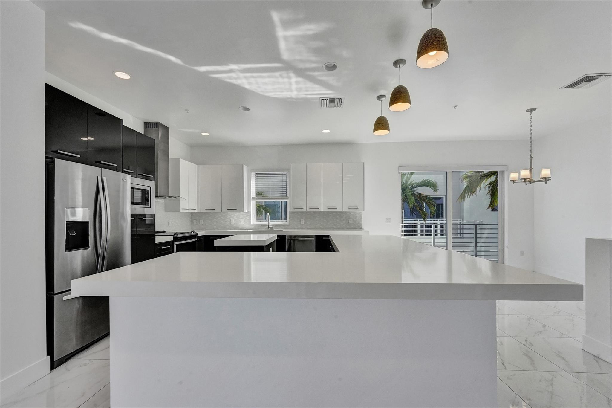1359 N Ocean Boulevard