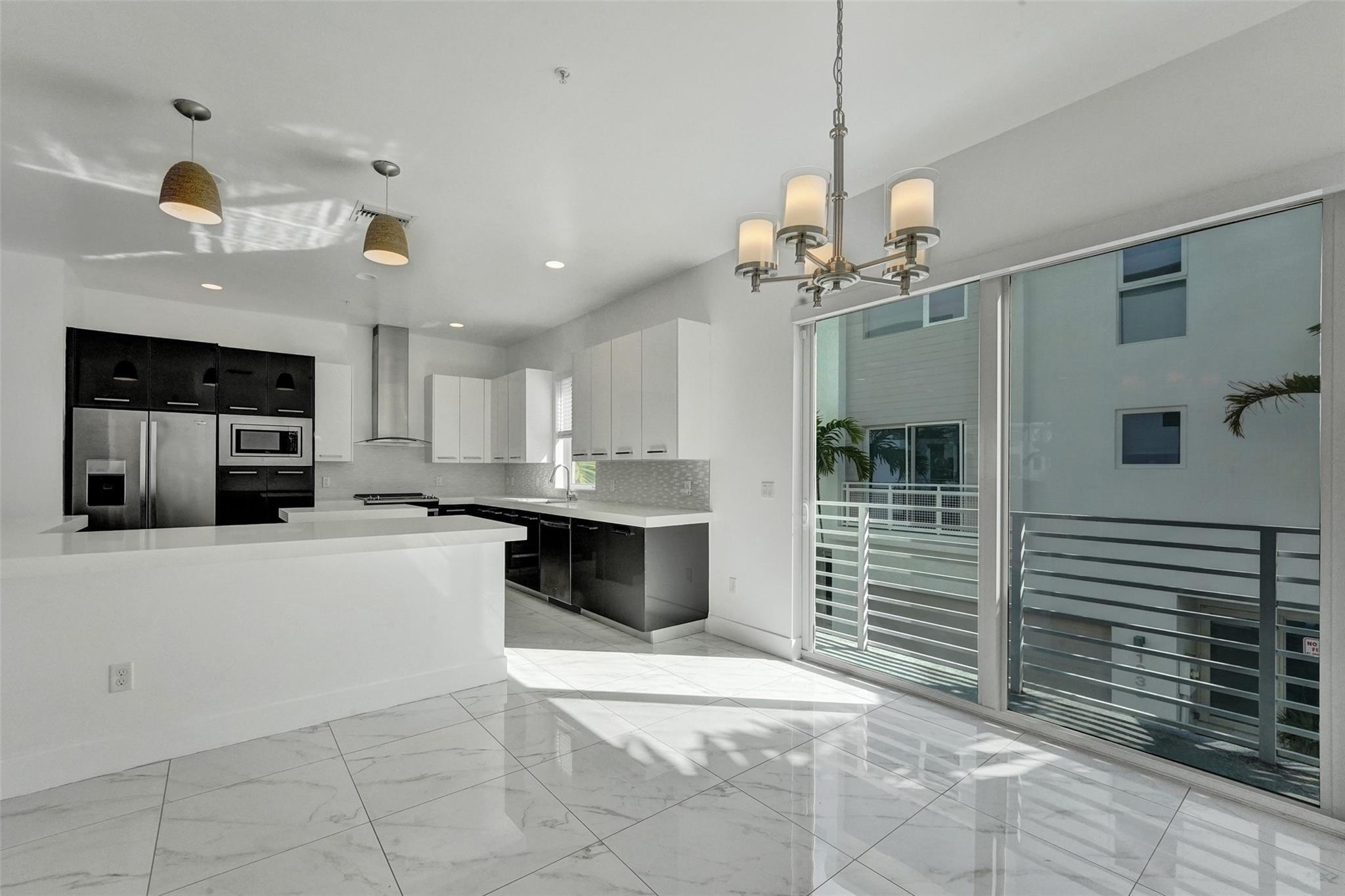 1359 N Ocean Boulevard