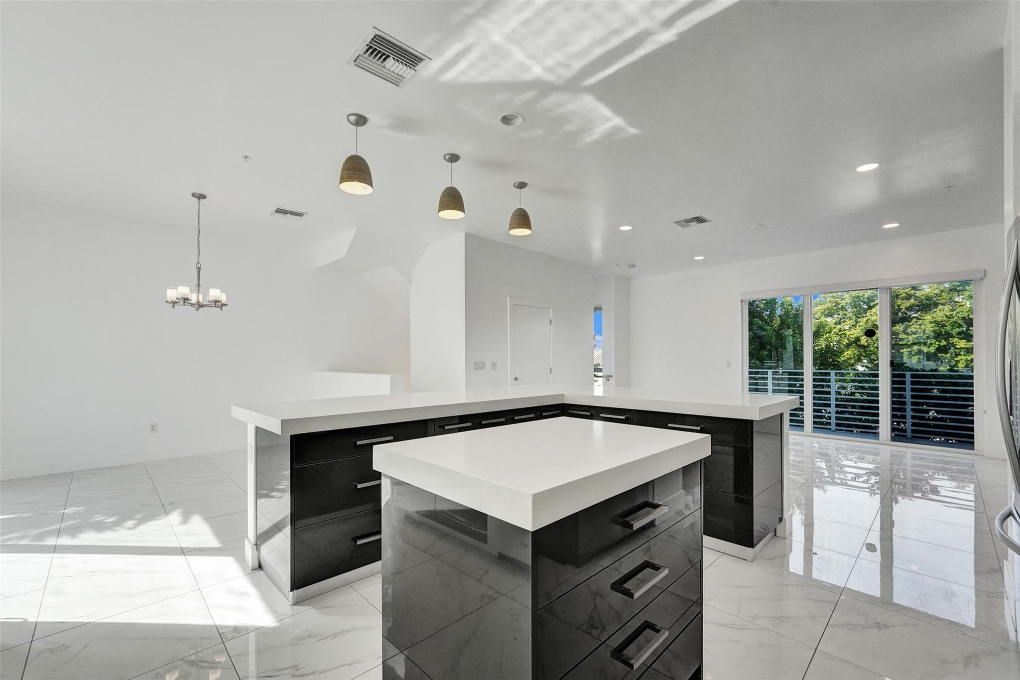 1359 N Ocean Boulevard