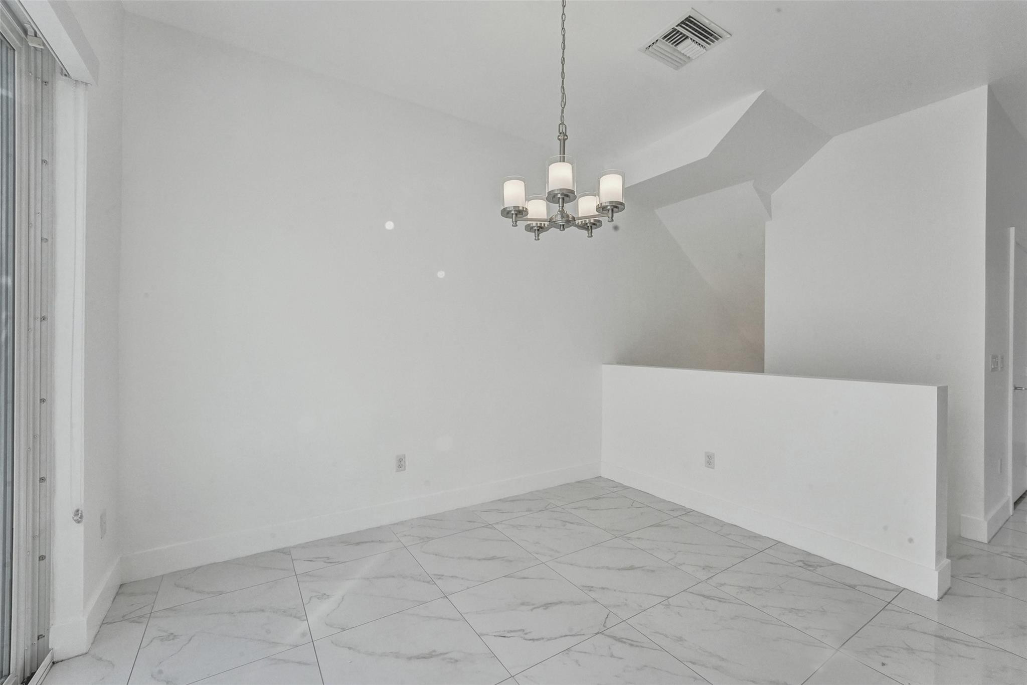 1359 N Ocean Boulevard