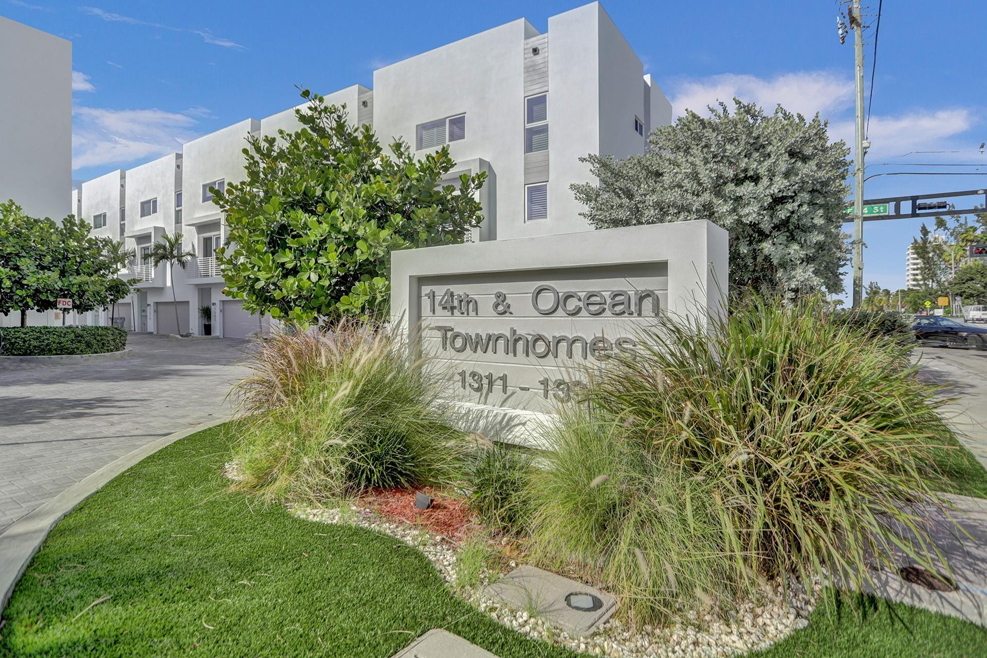 1359 N Ocean Boulevard