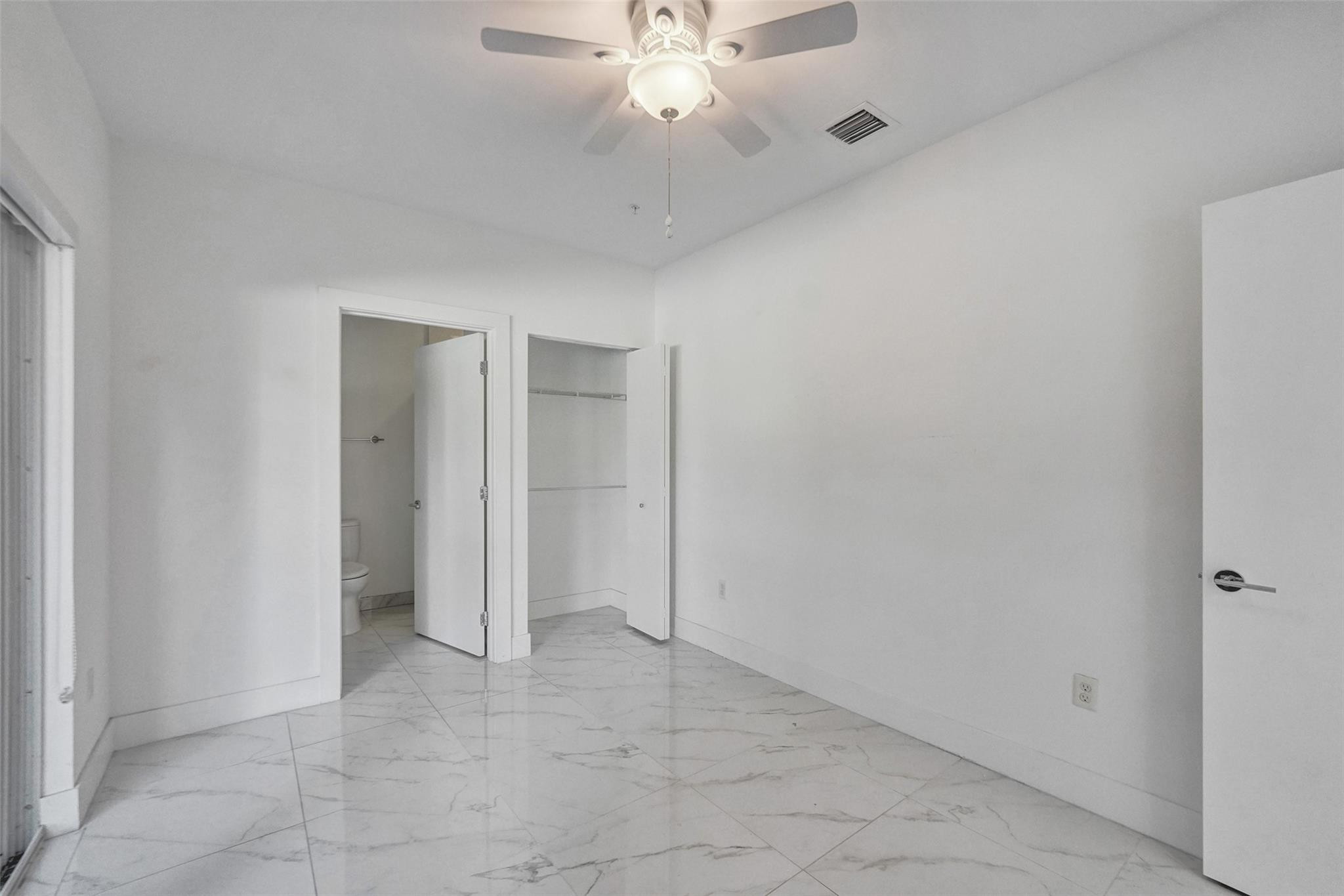 1359 N Ocean Boulevard