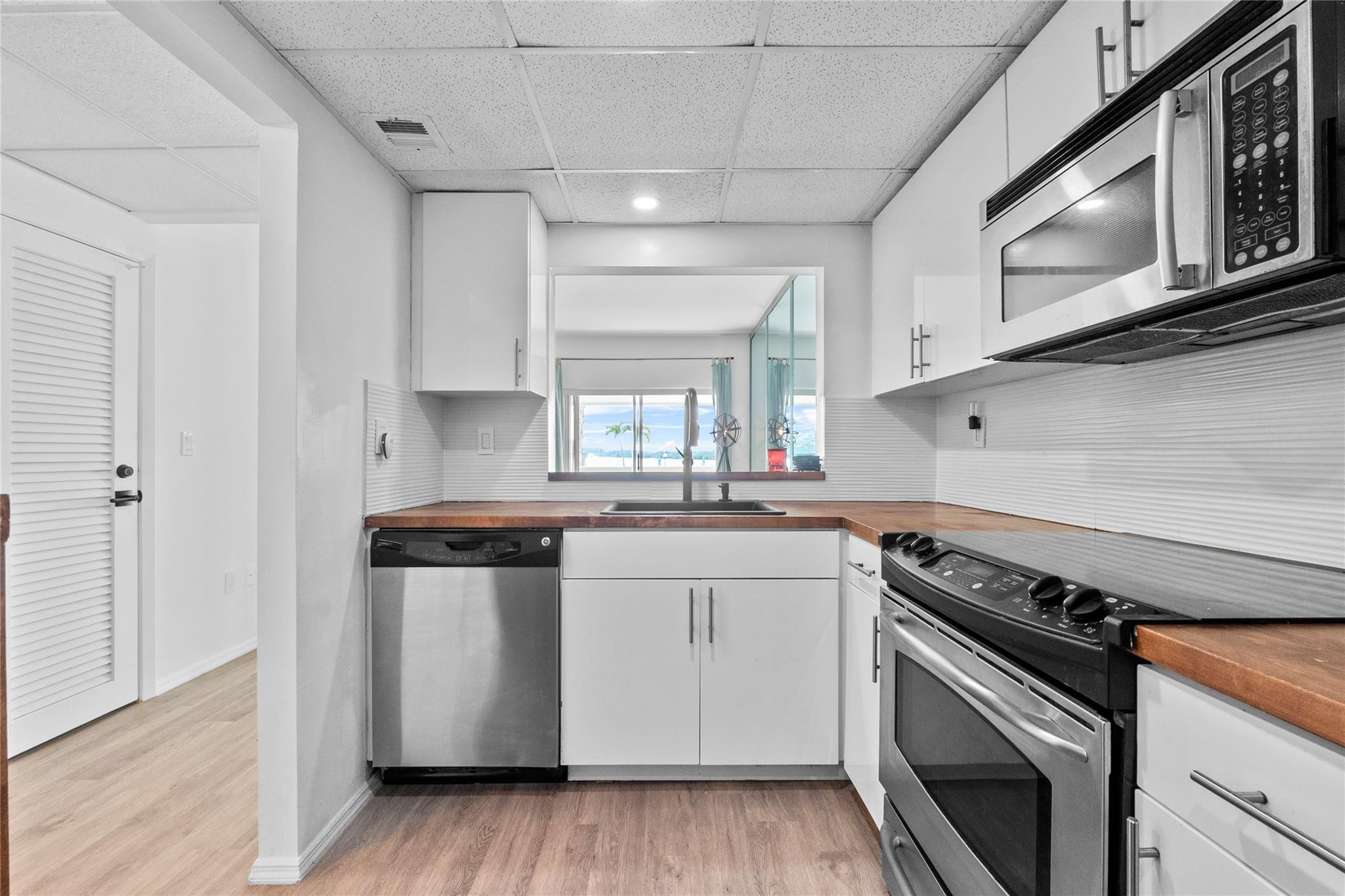 300 Bayview Drive 108