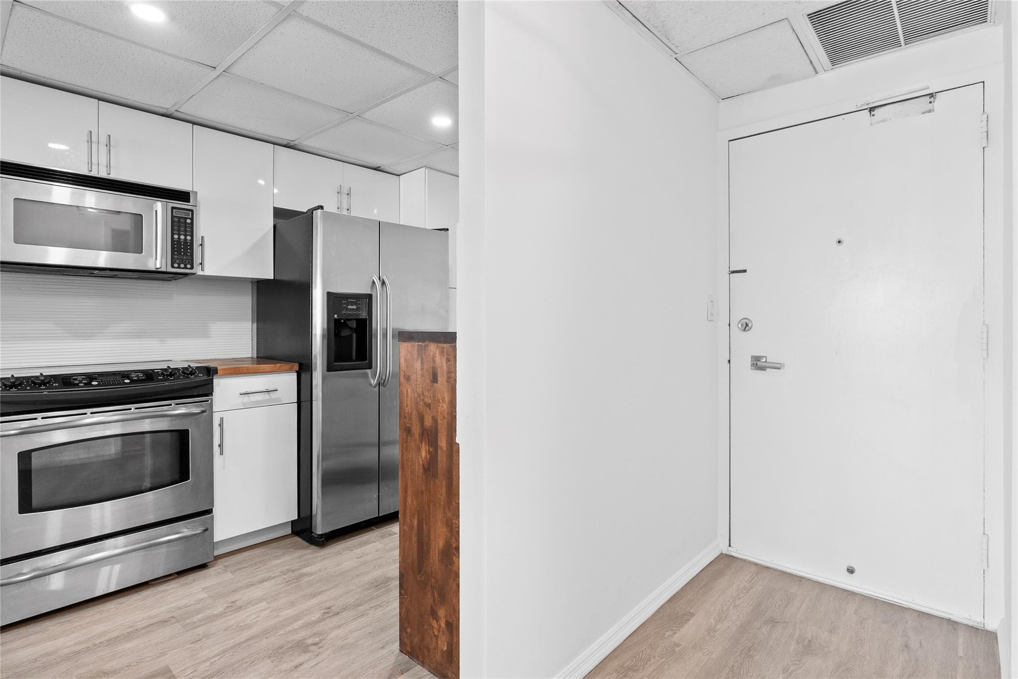 300 Bayview Drive 108