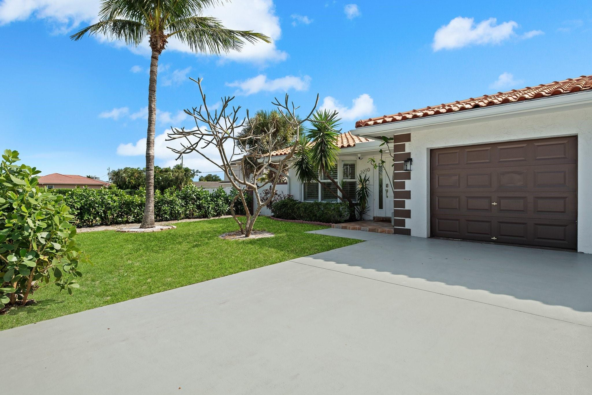 2200 NE 36th Street 2