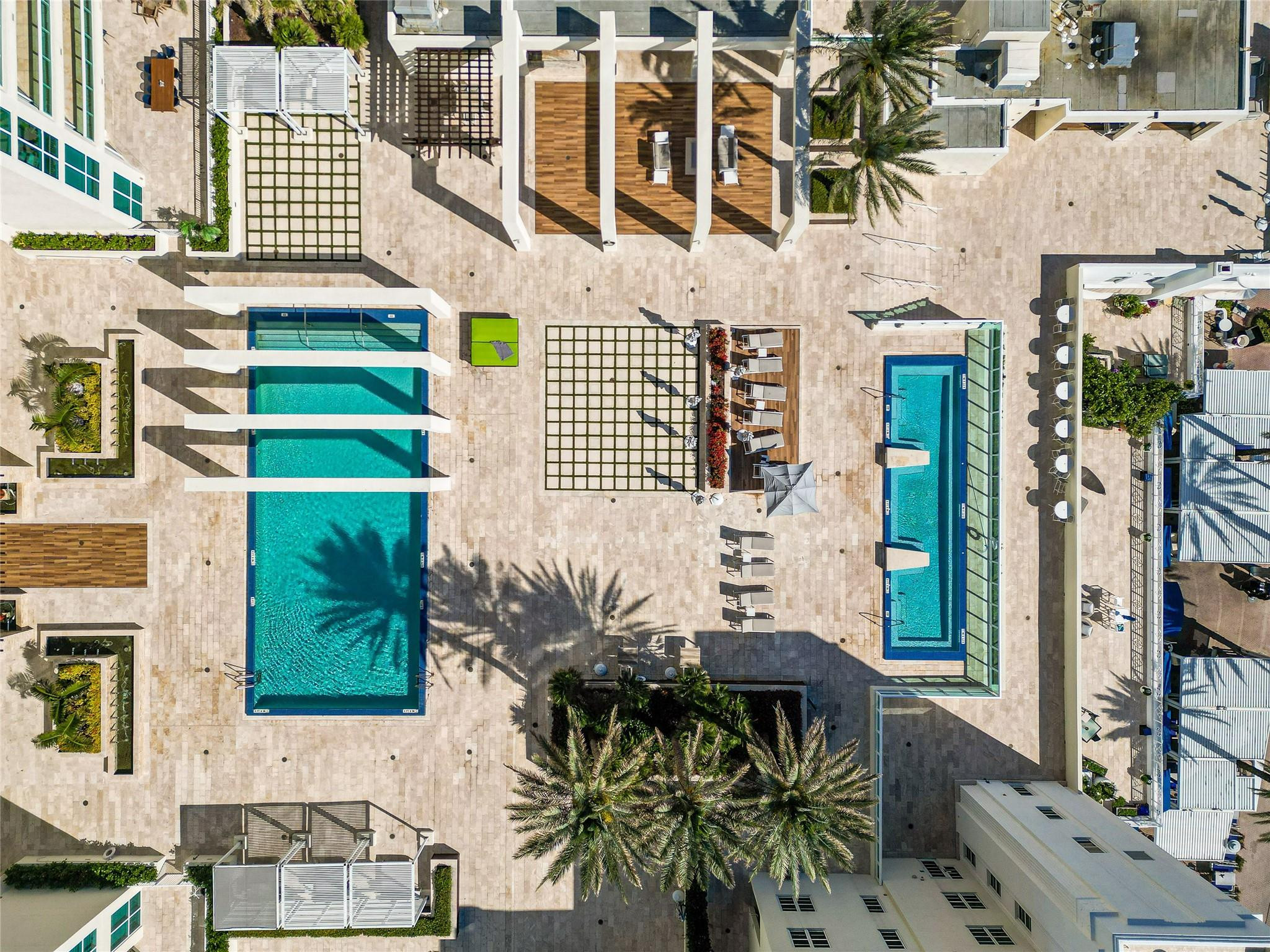 101 S Fort Lauderdale Beach Boulevard Unit: 907