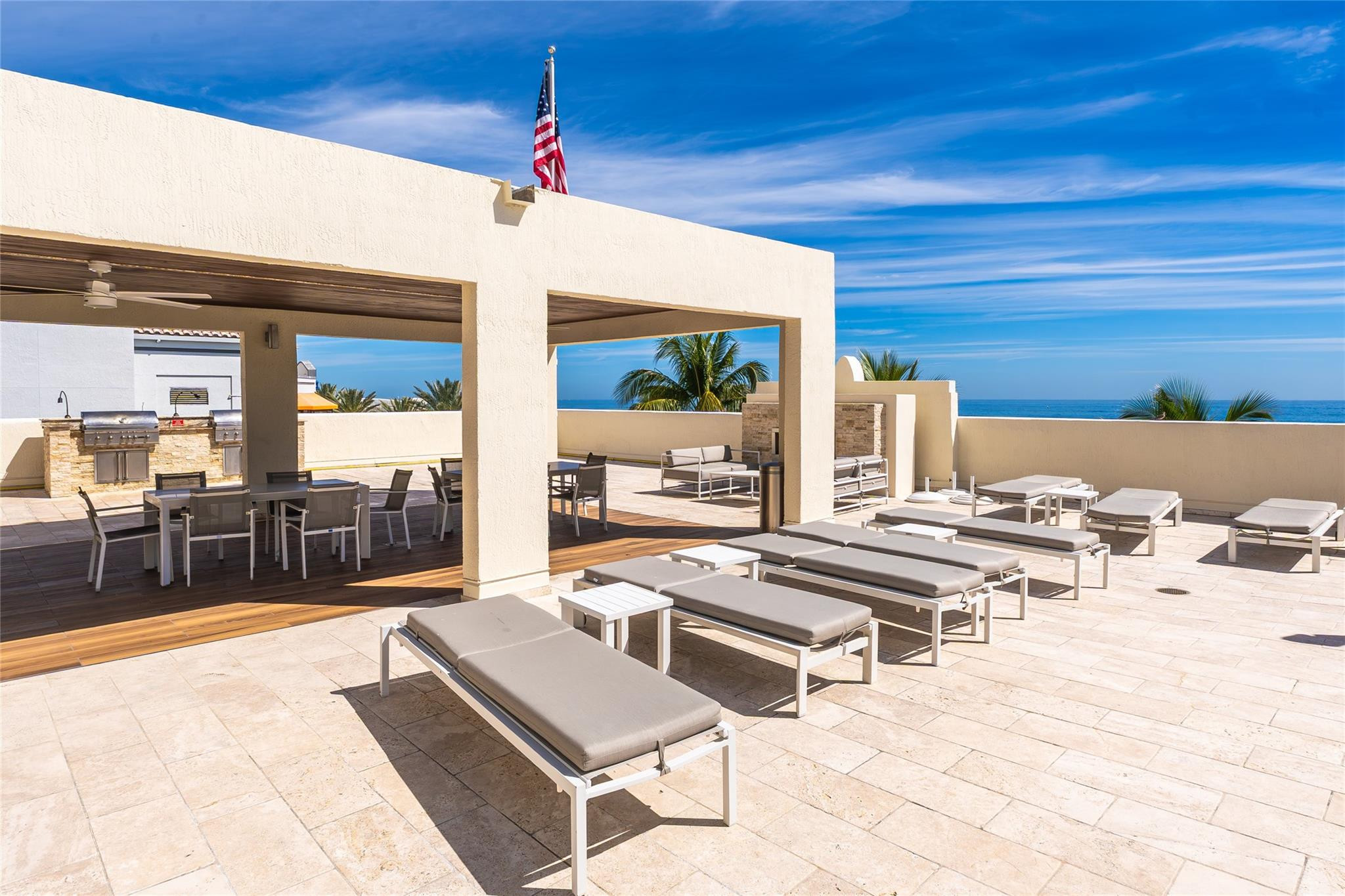 101 S Fort Lauderdale Beach Boulevard Unit: 907