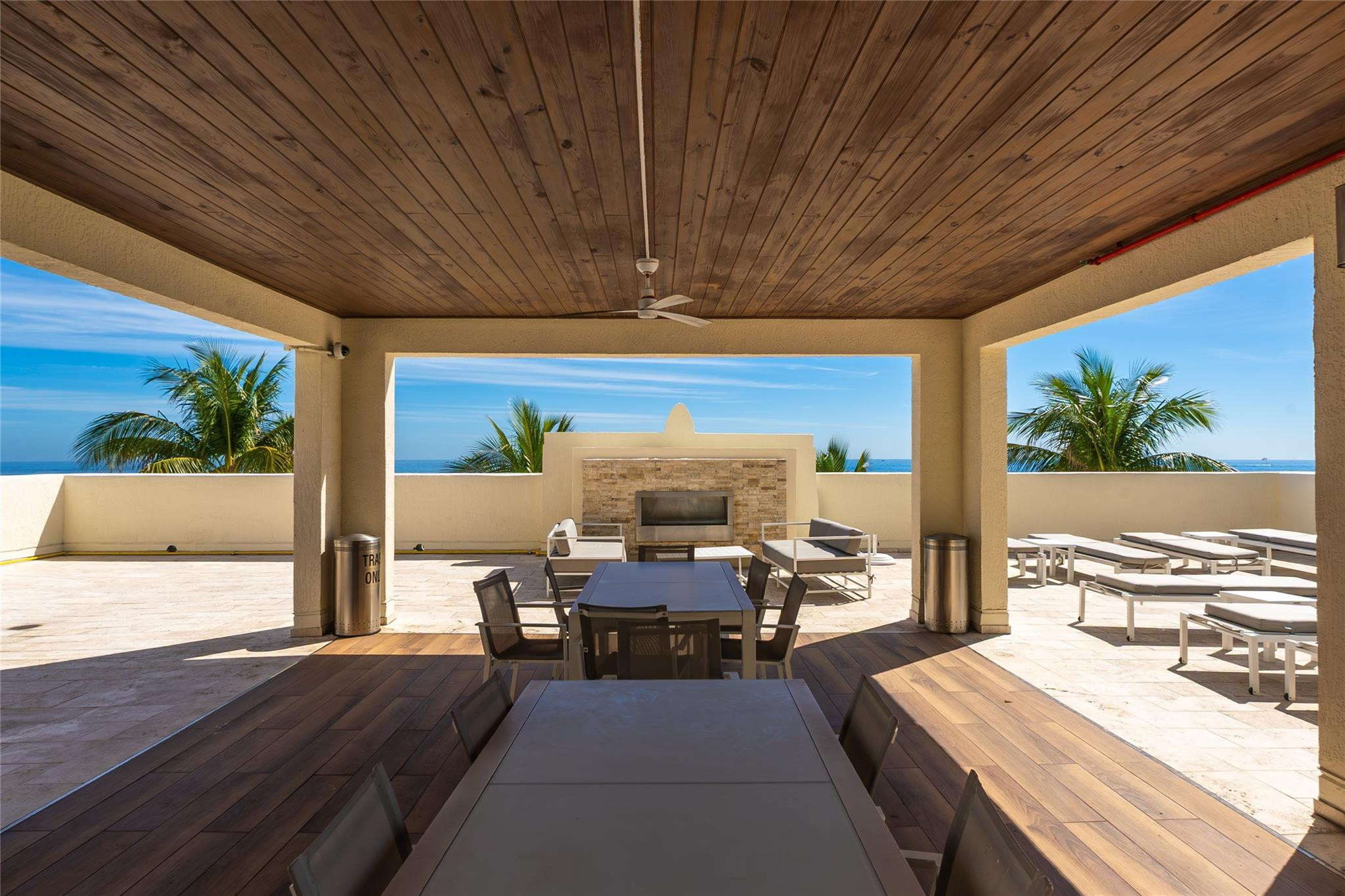 101 S Fort Lauderdale Beach Boulevard Unit: 907