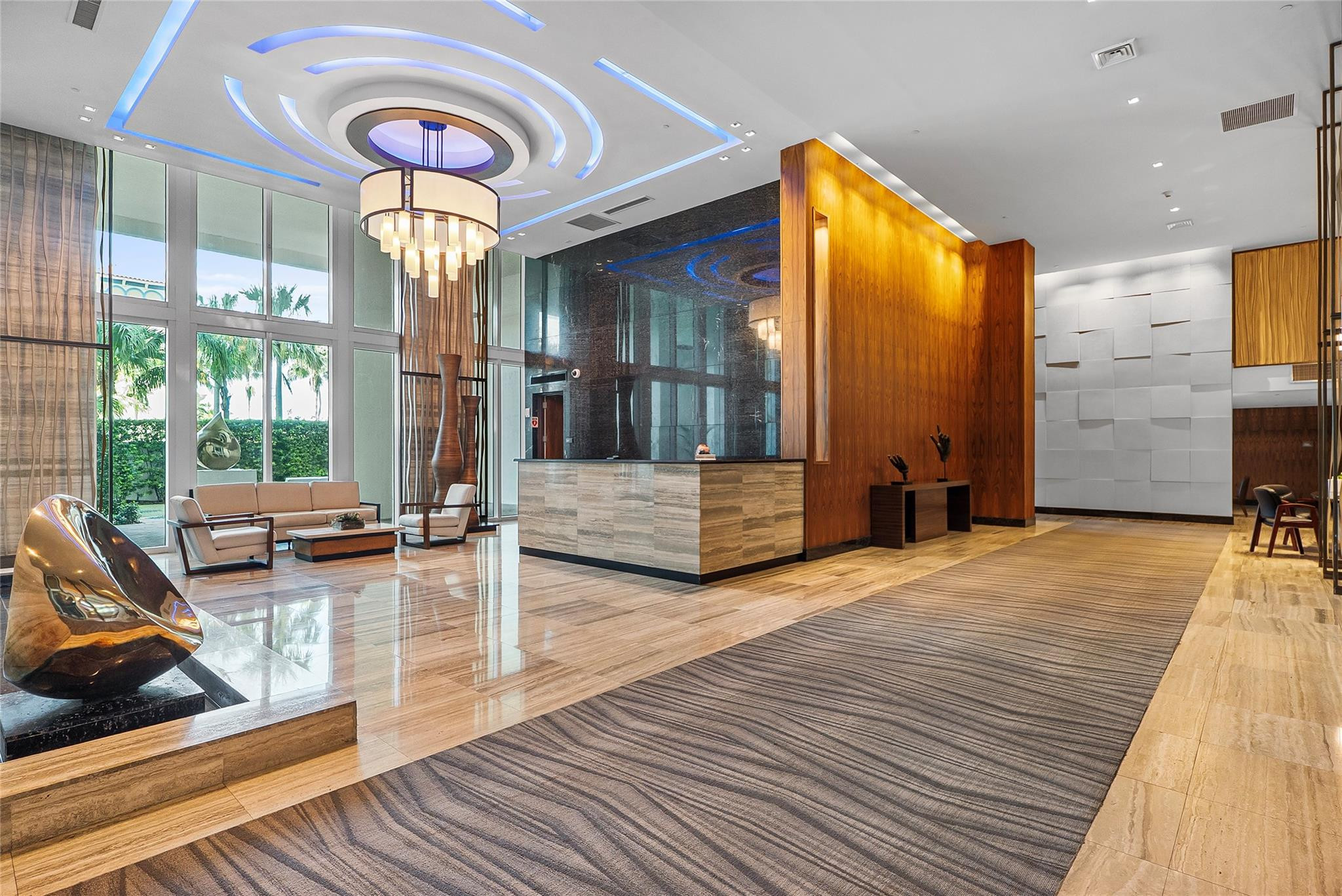 101 S Fort Lauderdale Beach Boulevard Unit: 907