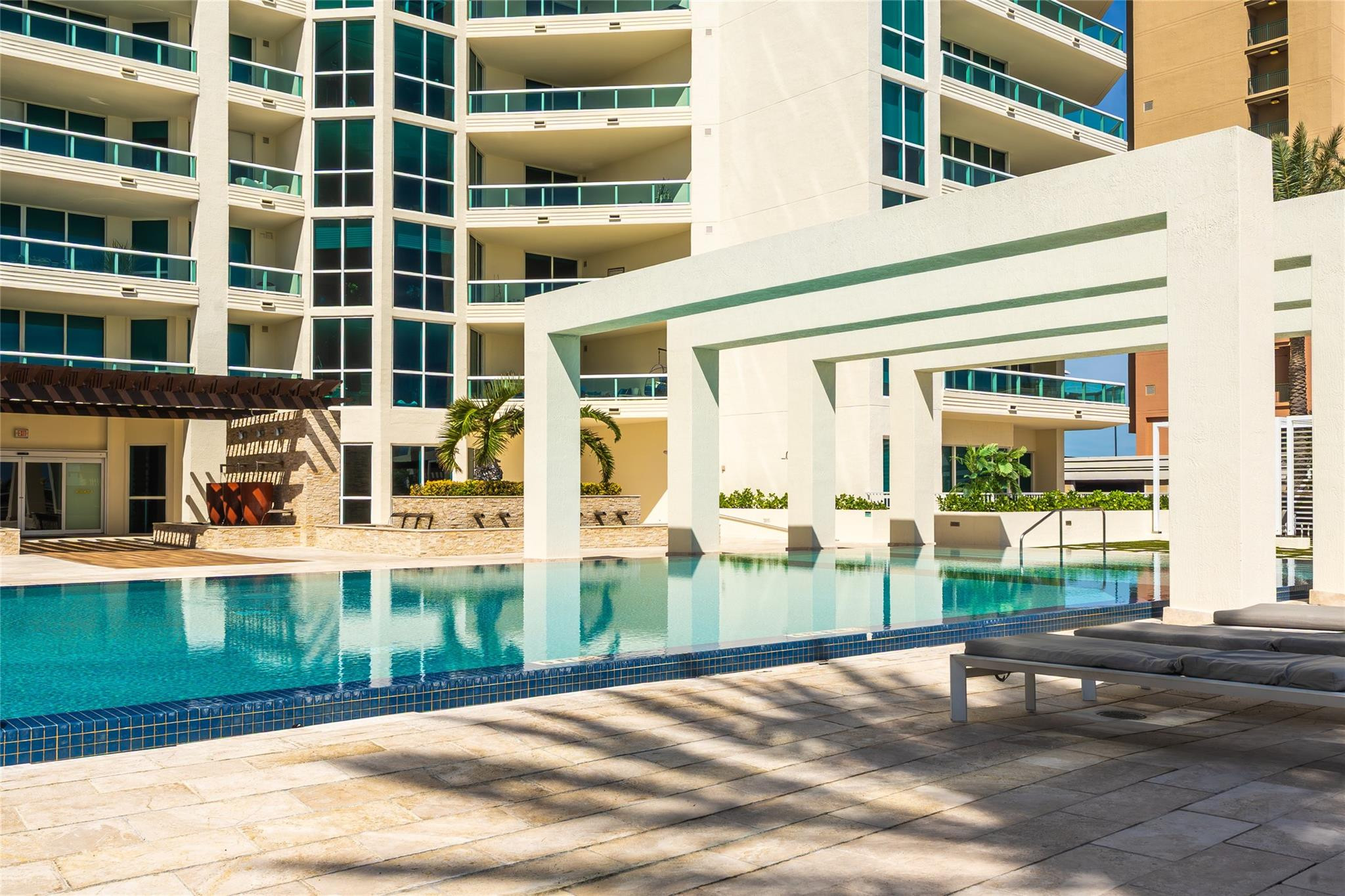 101 S Fort Lauderdale Beach Boulevard Unit: 907