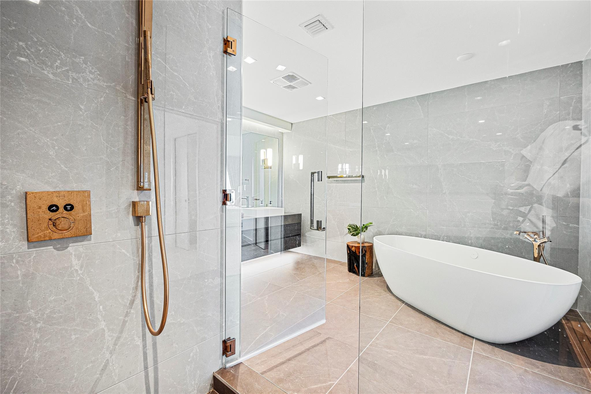 1116 N Ocean Boulevard 1603