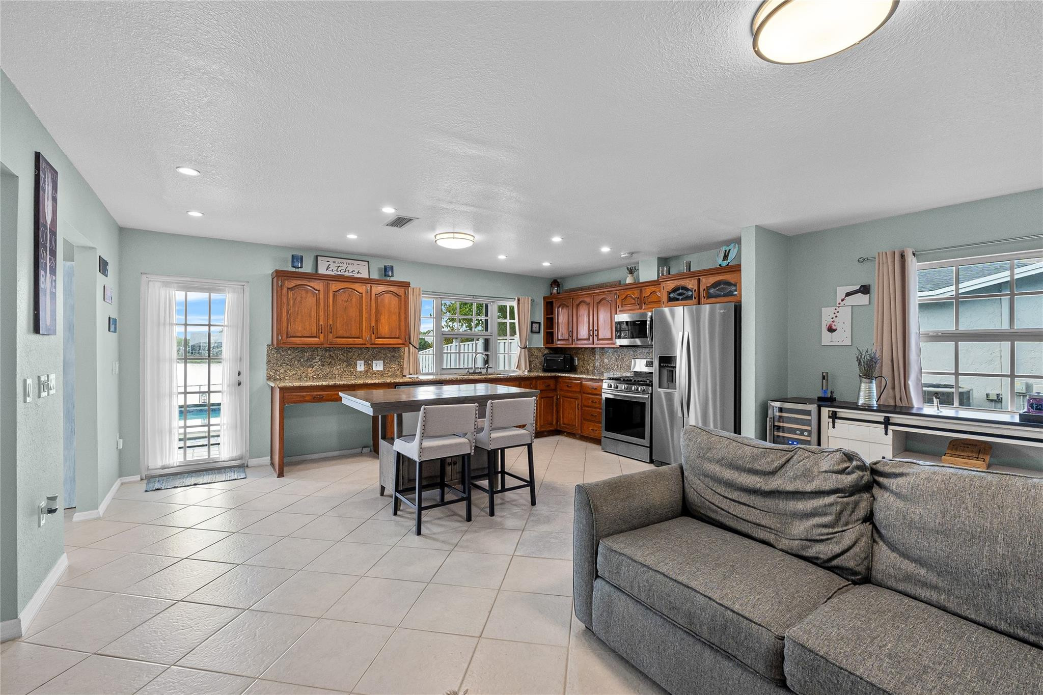 3801 NW 115th Terrace