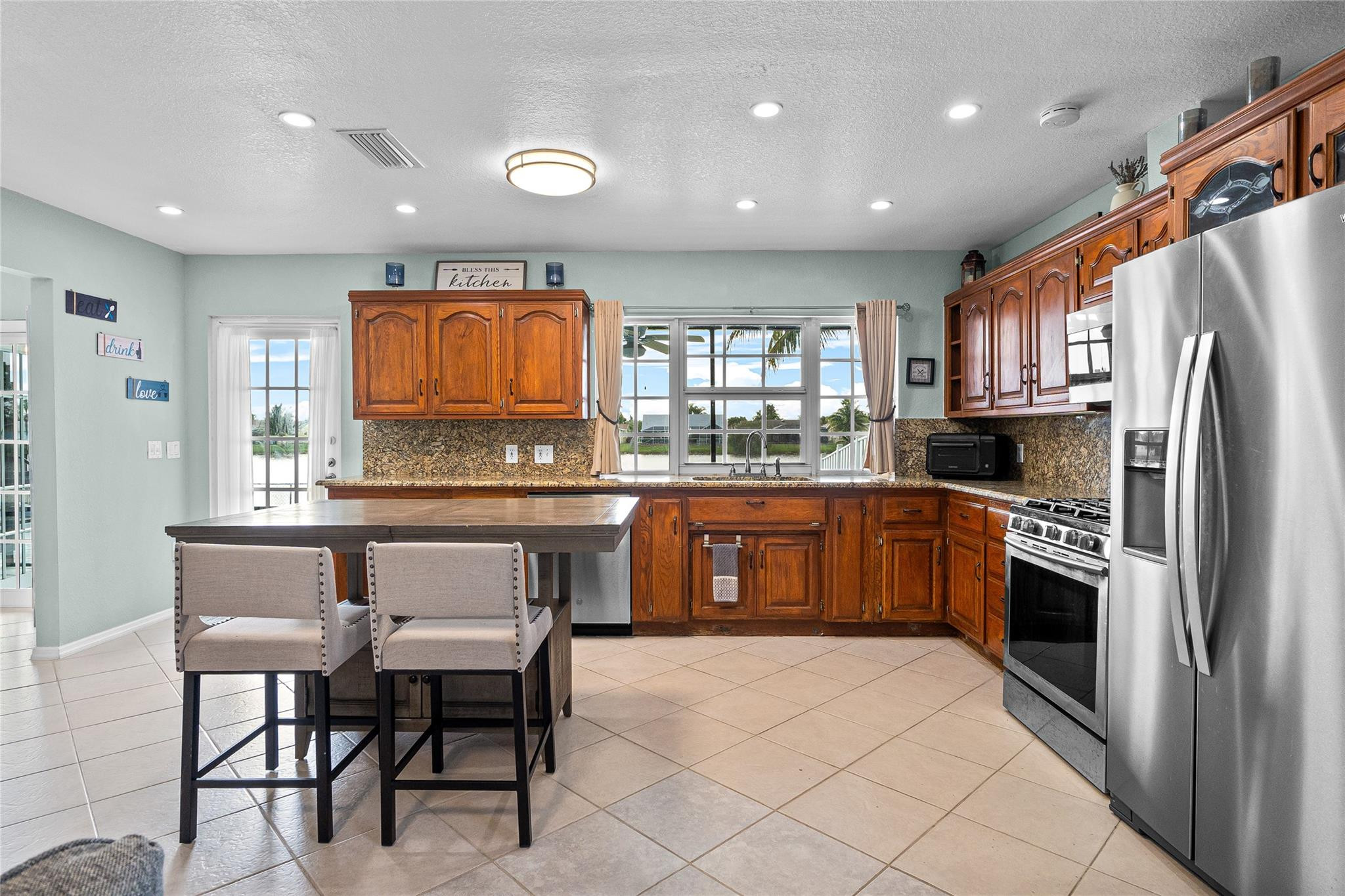 3801 NW 115th Terrace