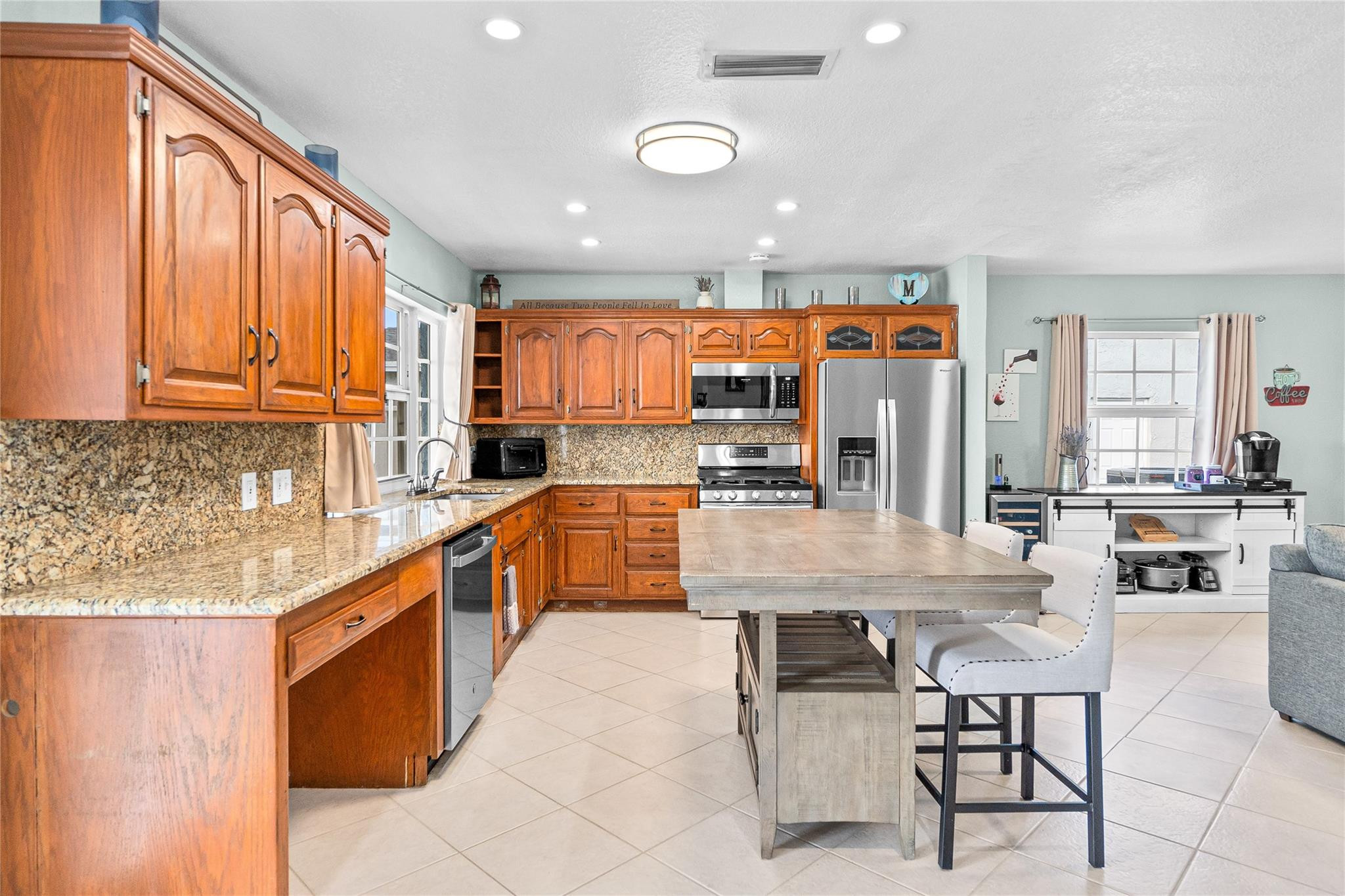 3801 NW 115th Terrace
