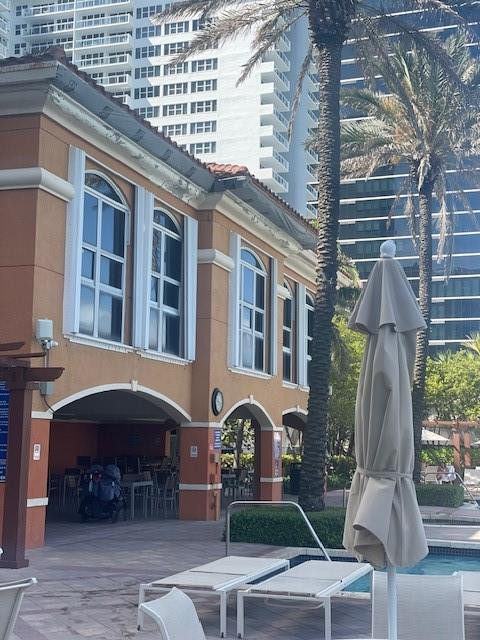 2080 S Ocean Drive 505