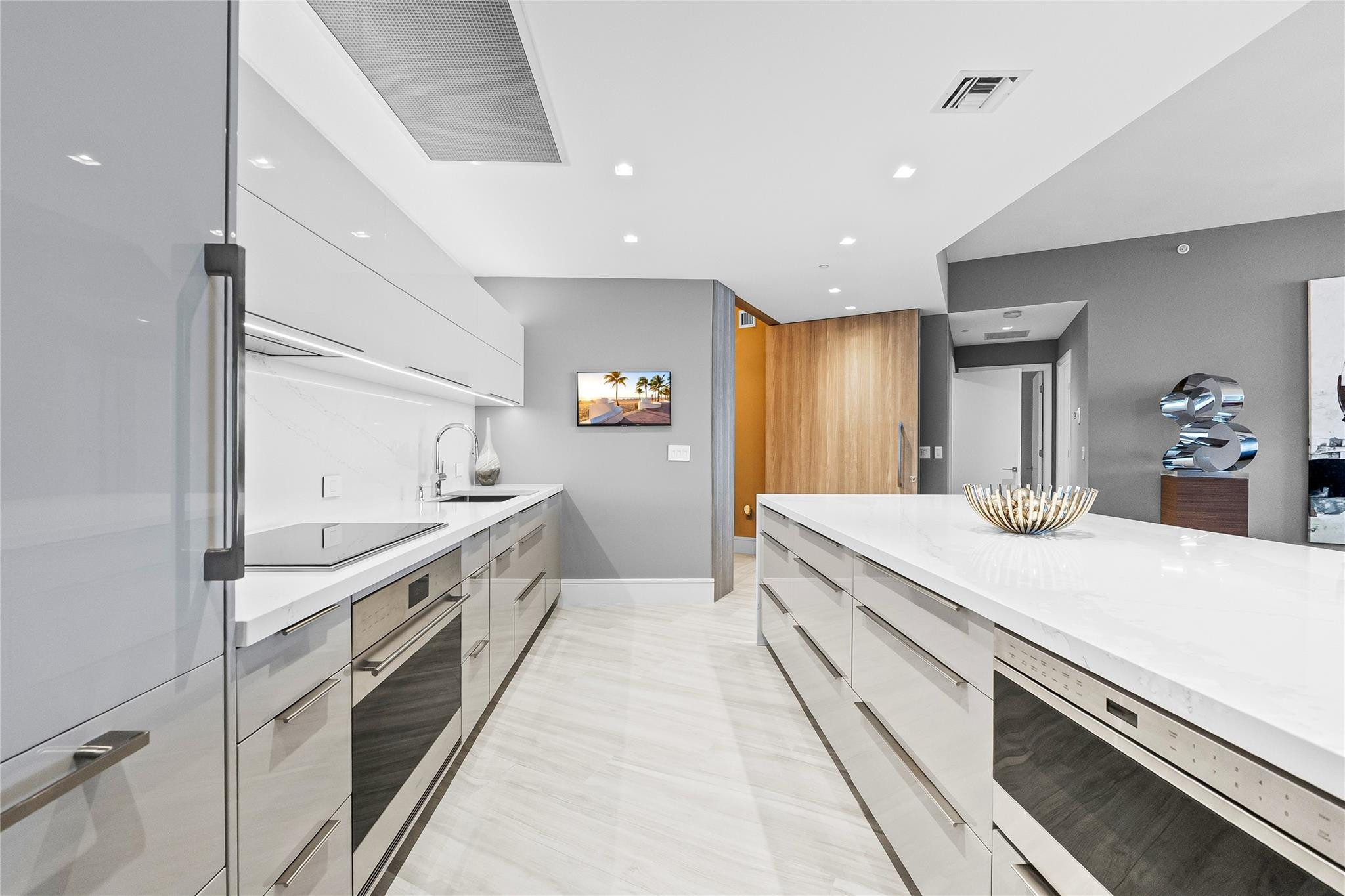 701 N Fort Lauderdale Beach Boulevard Unit: 1704