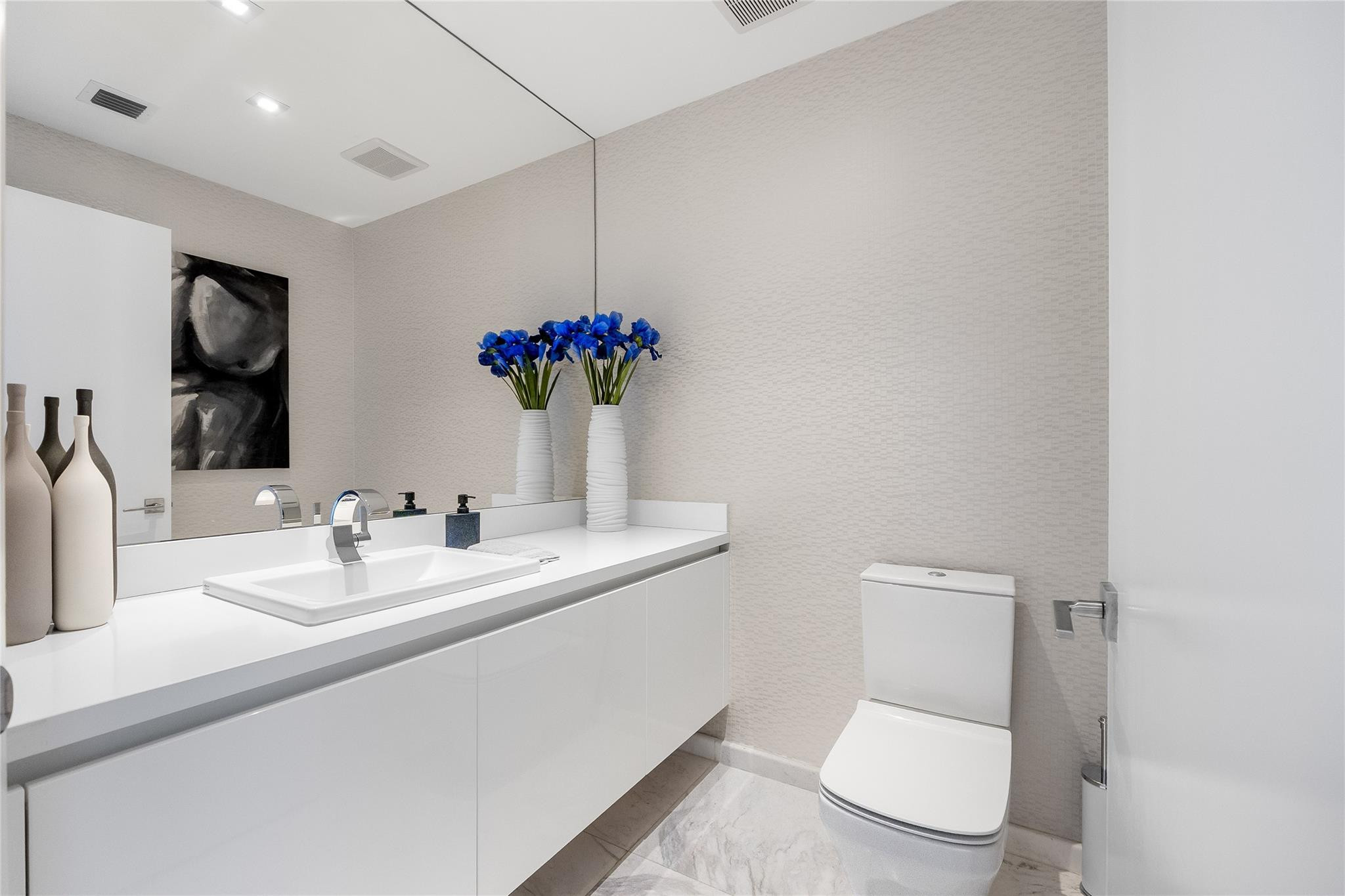 701 N Fort Lauderdale Beach Boulevard Unit: 1704