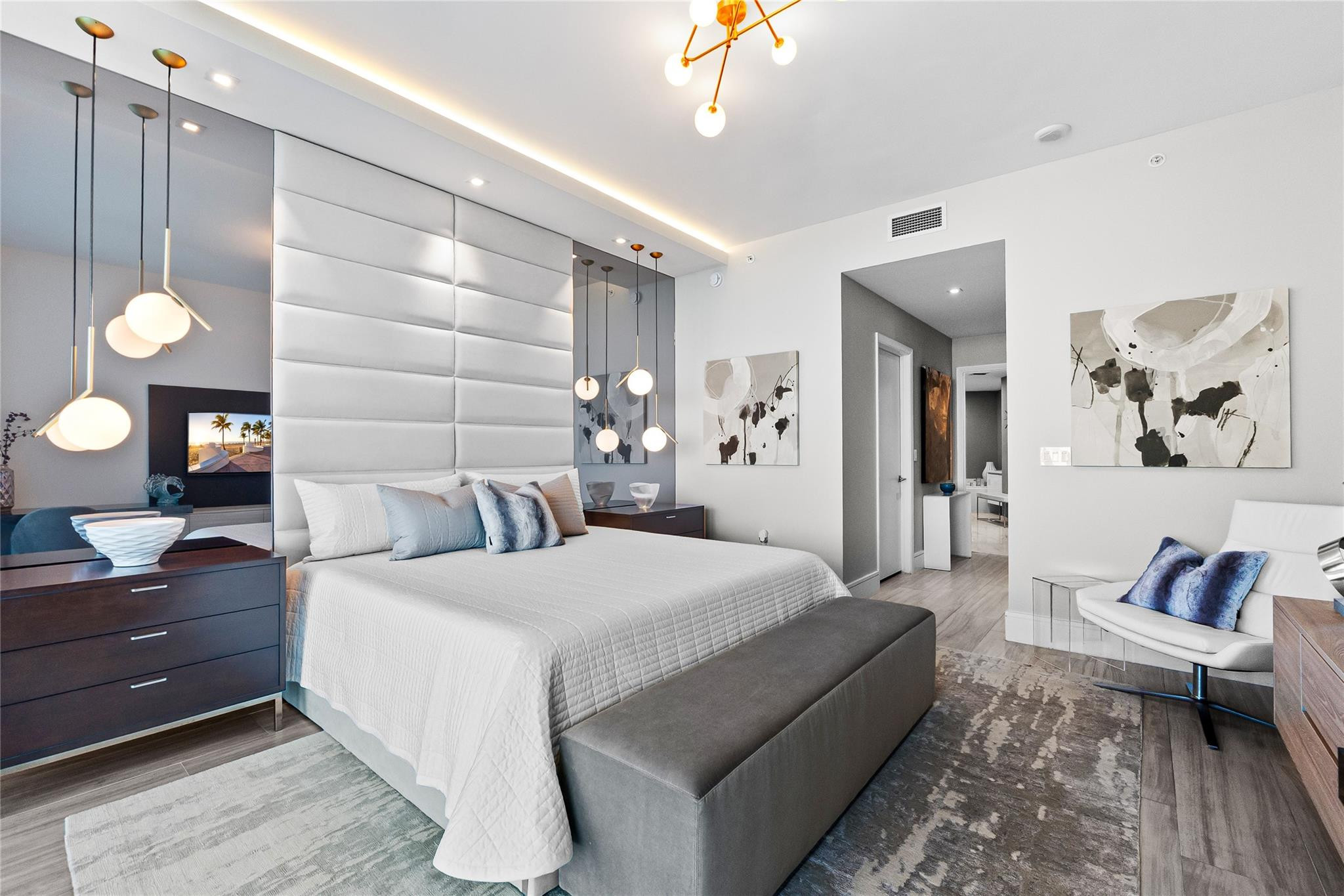 701 N Fort Lauderdale Beach Boulevard Unit: 1704