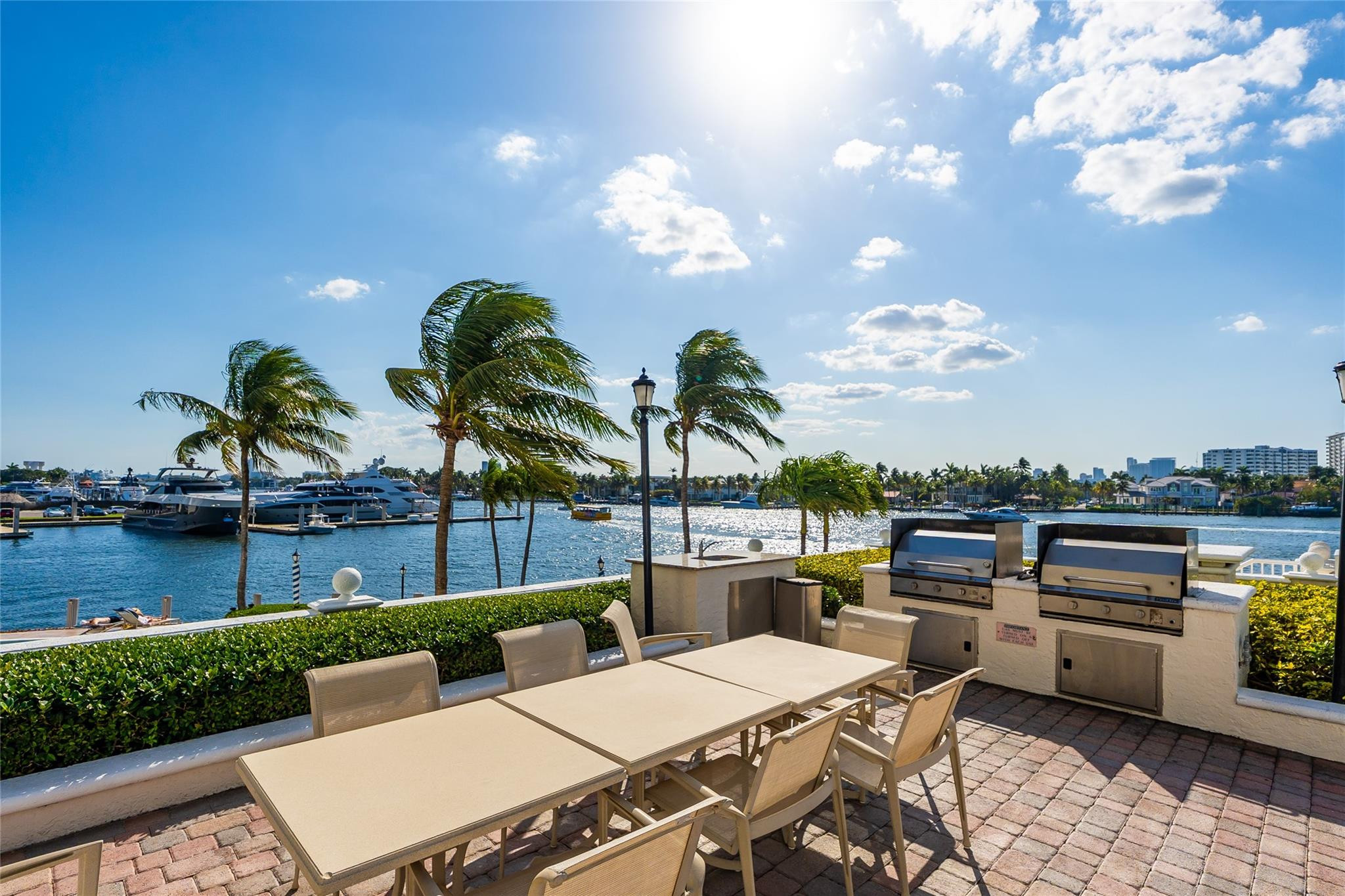1 Las Olas Circle 511