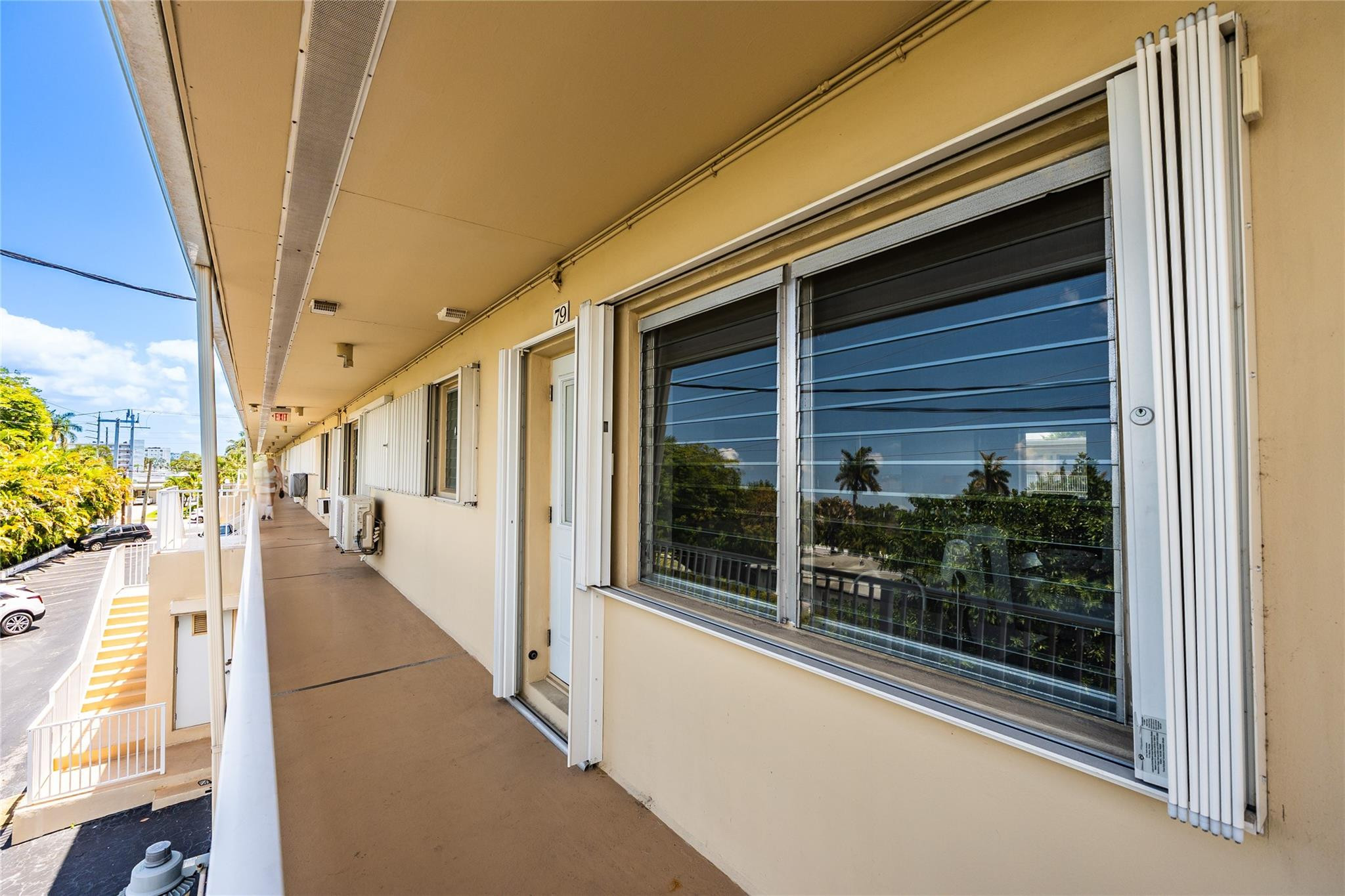 223 S Federal Highway 79