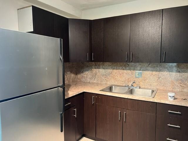 3690 Inverrary Drive 1U