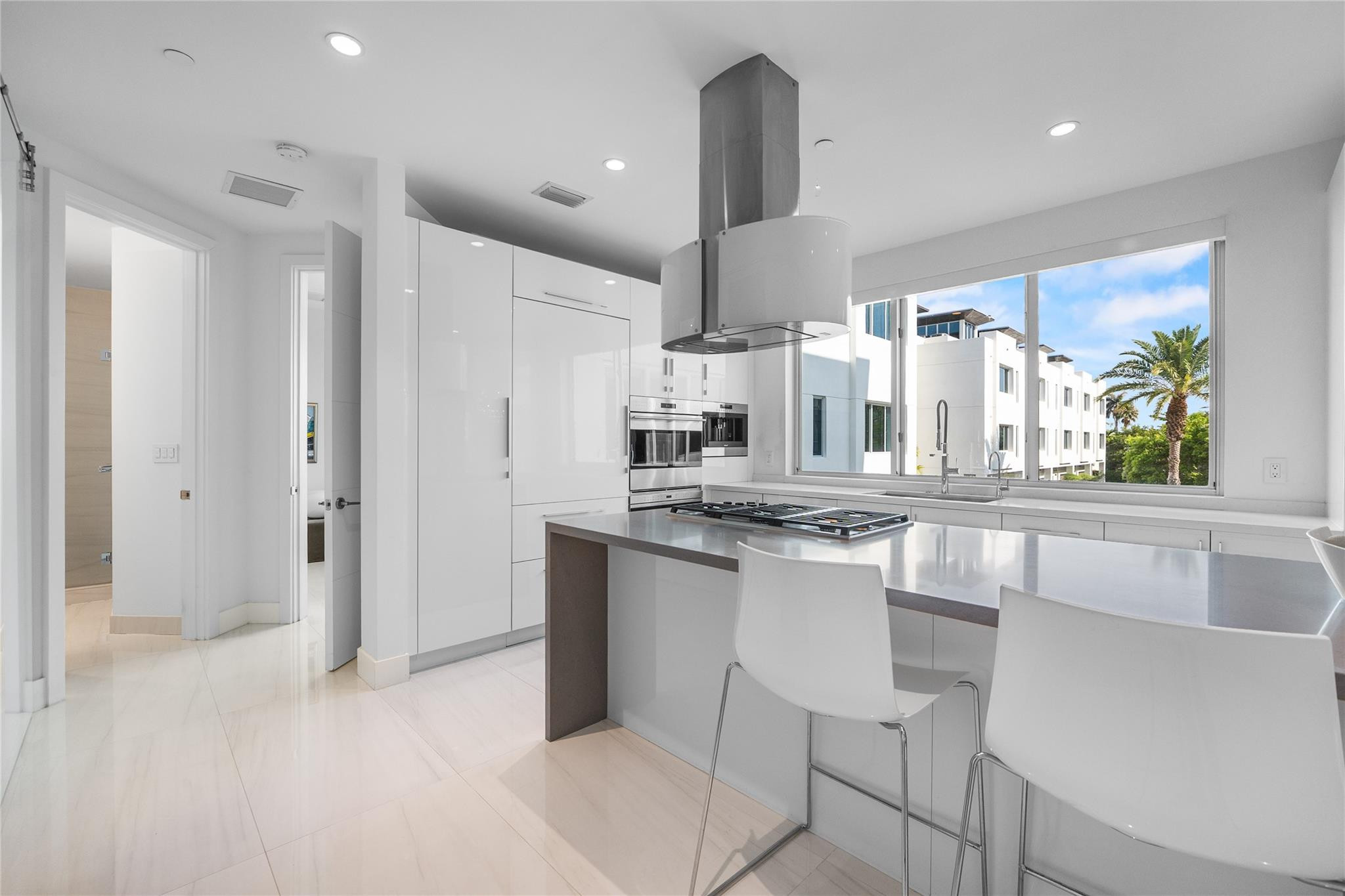244 Shore Court, Lauderdale-By-The-Sea
