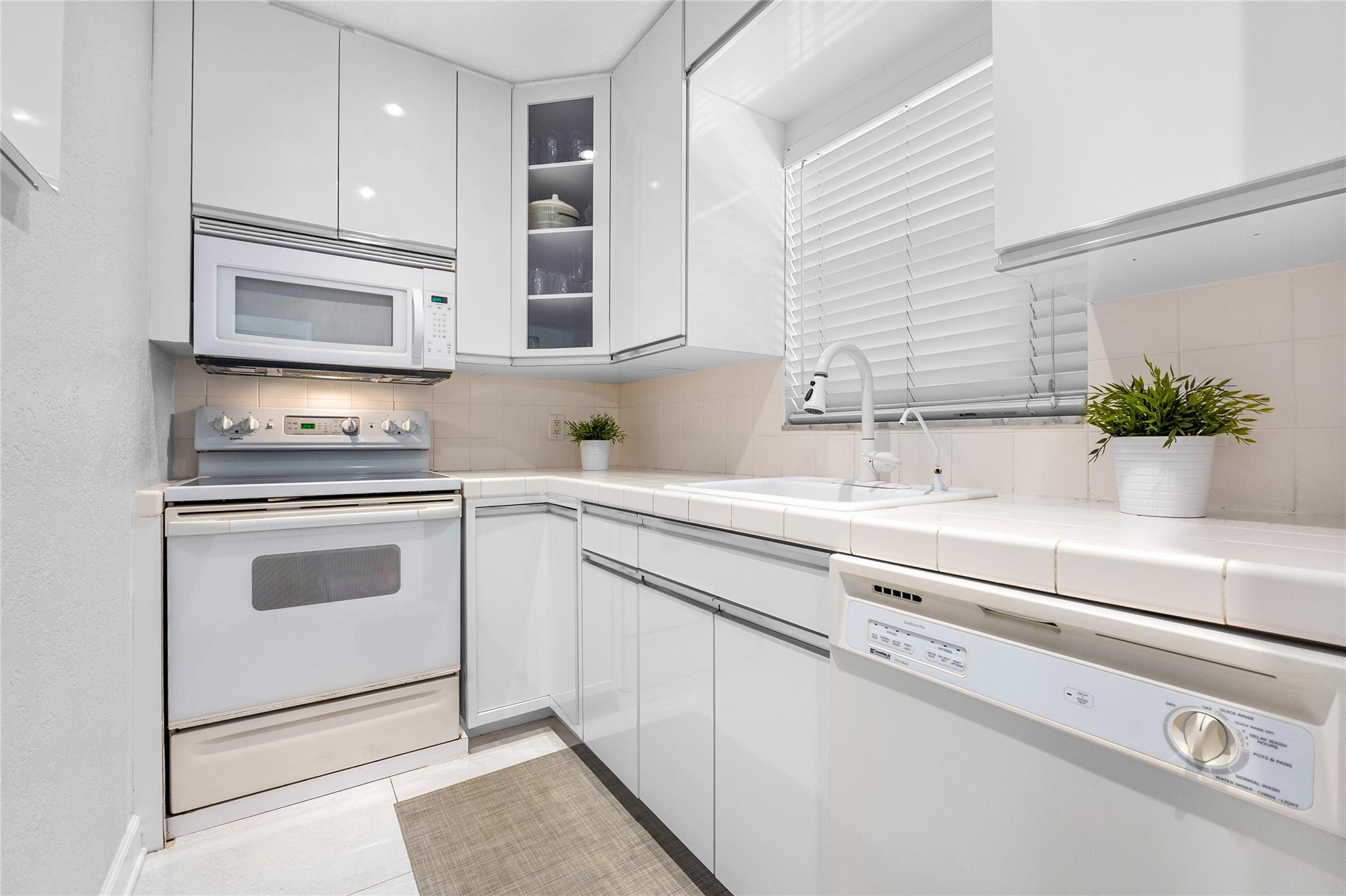 3216 SE 8th Street 303