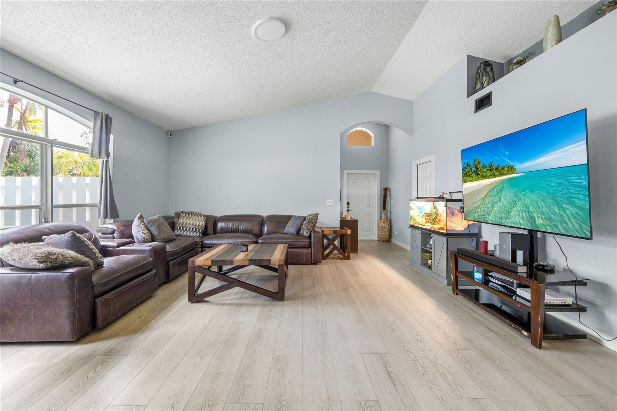 801 NW 130th Avenue