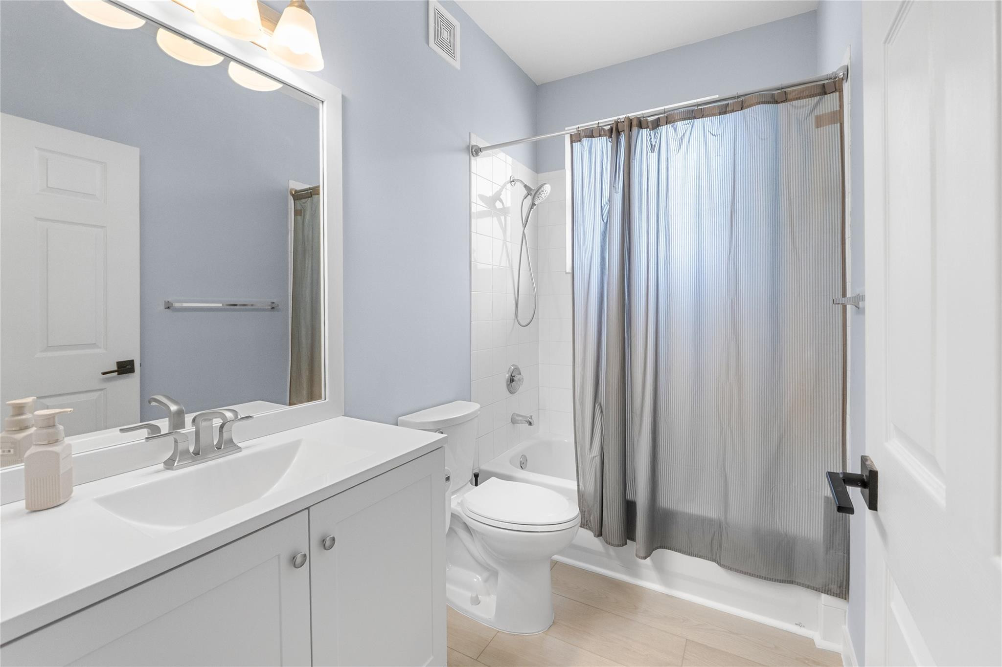 801 NW 130th Avenue