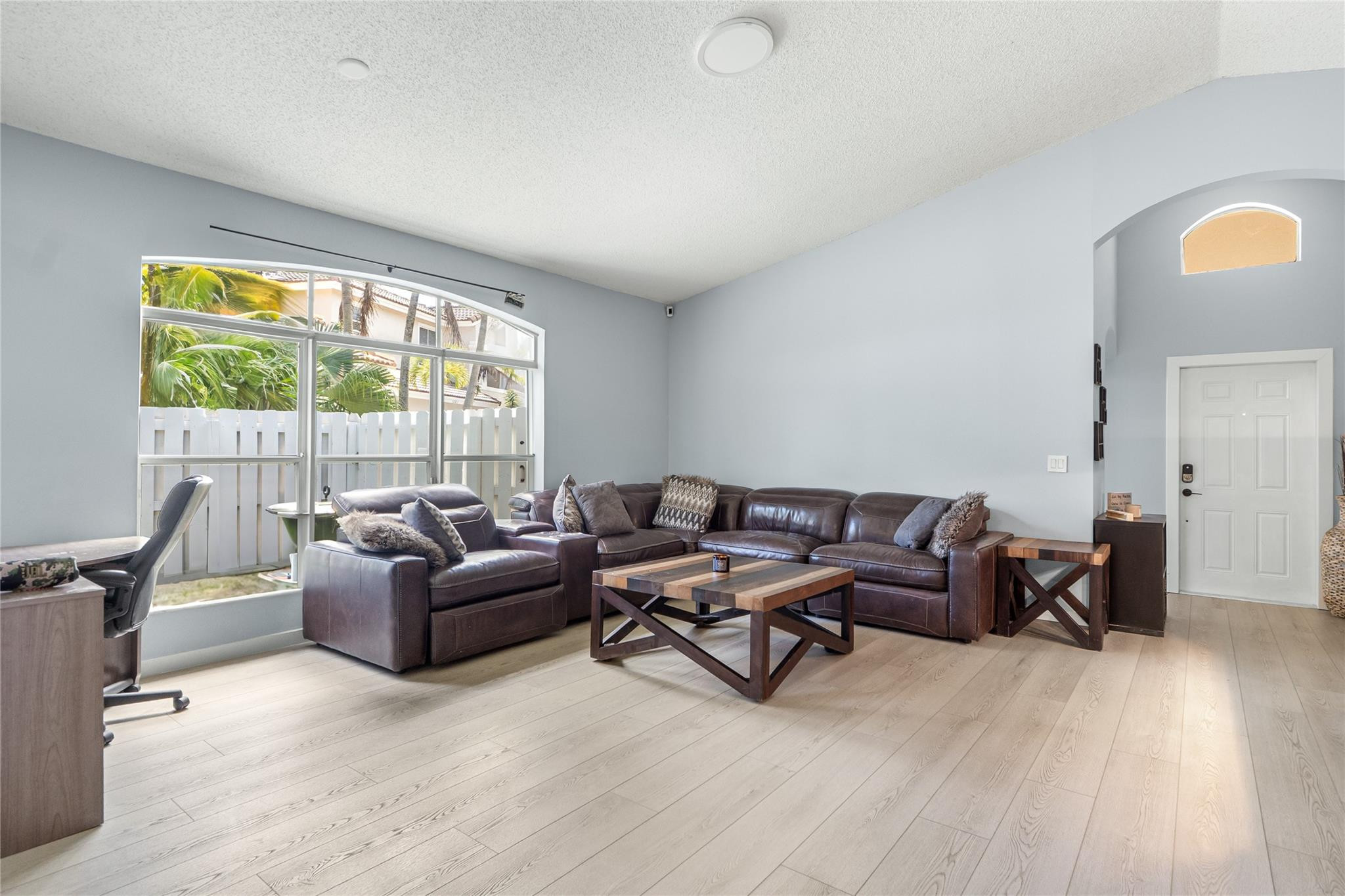 801 NW 130th Avenue