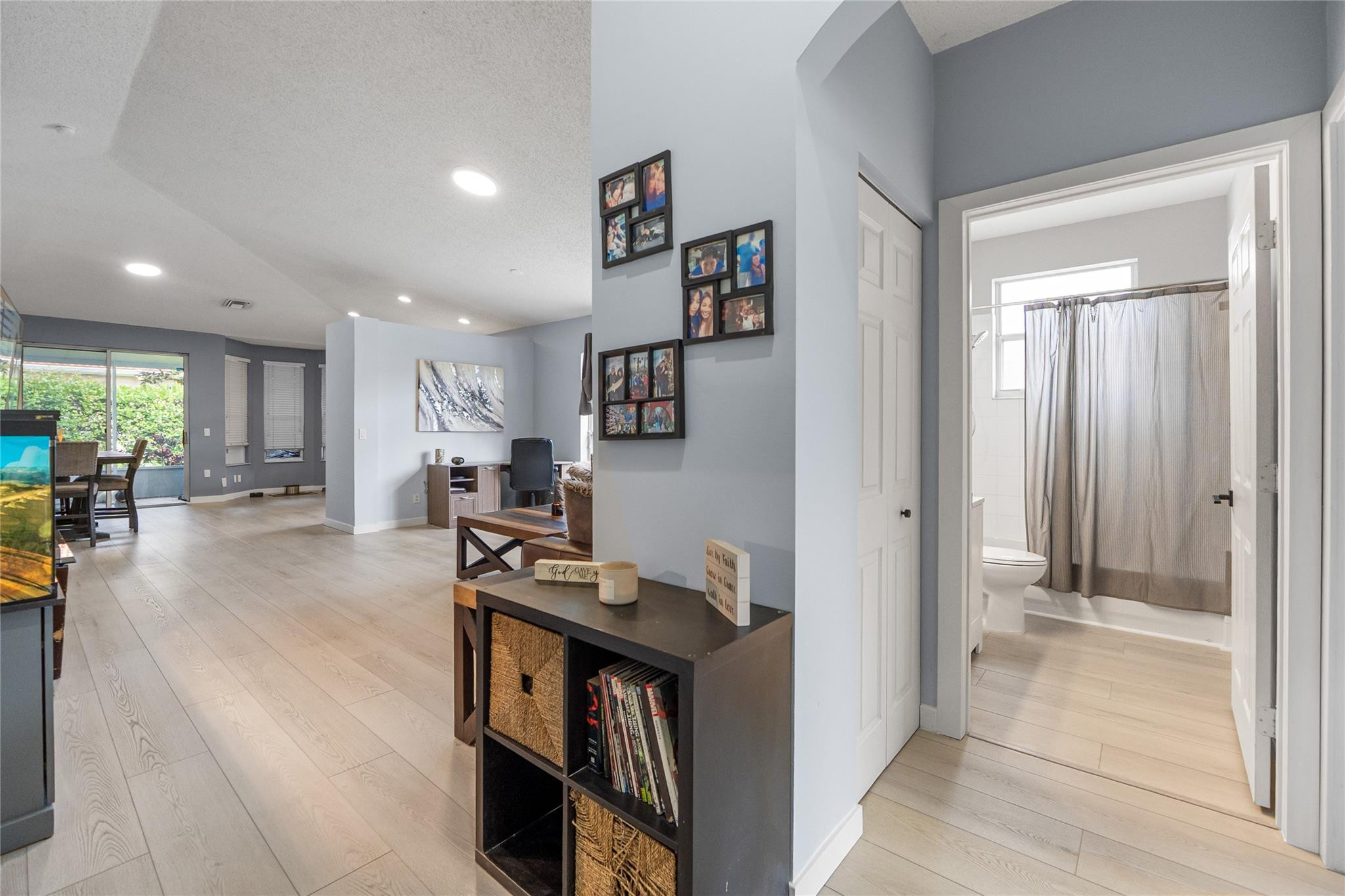 801 NW 130th Avenue