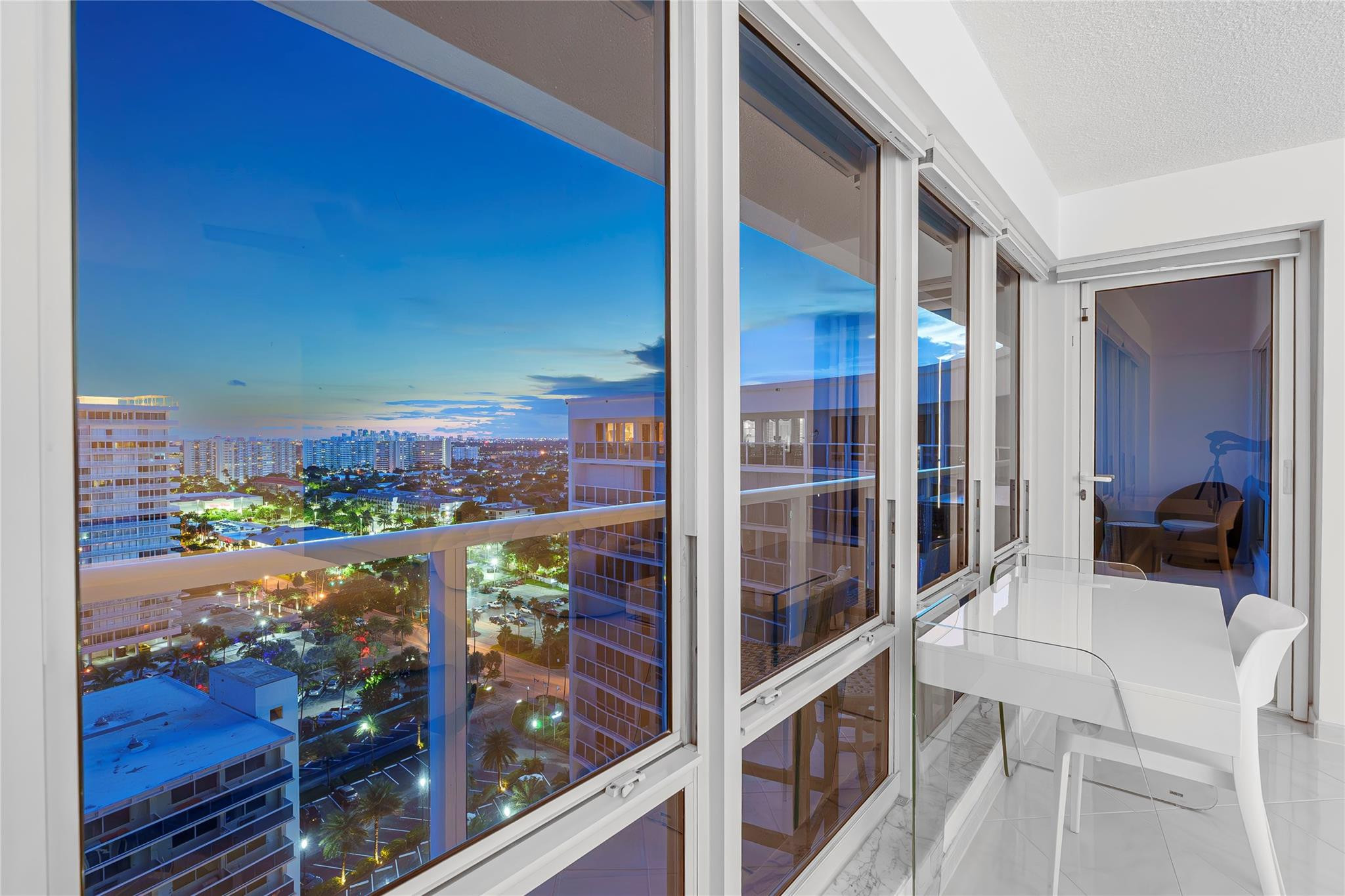 4100 Galt Ocean Drive 1805