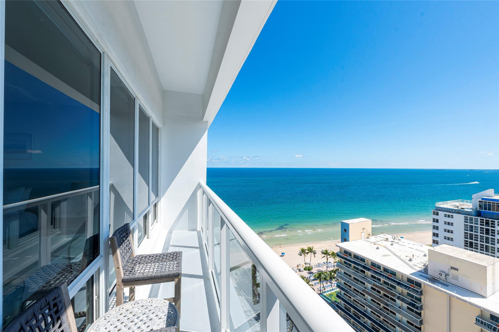 4100 Galt Ocean Drive 1805