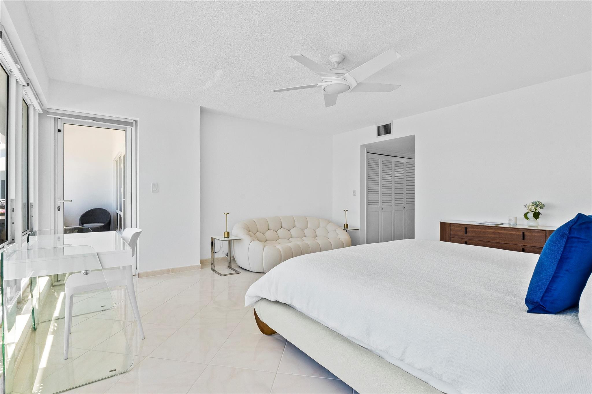 4100 Galt Ocean Drive 1805