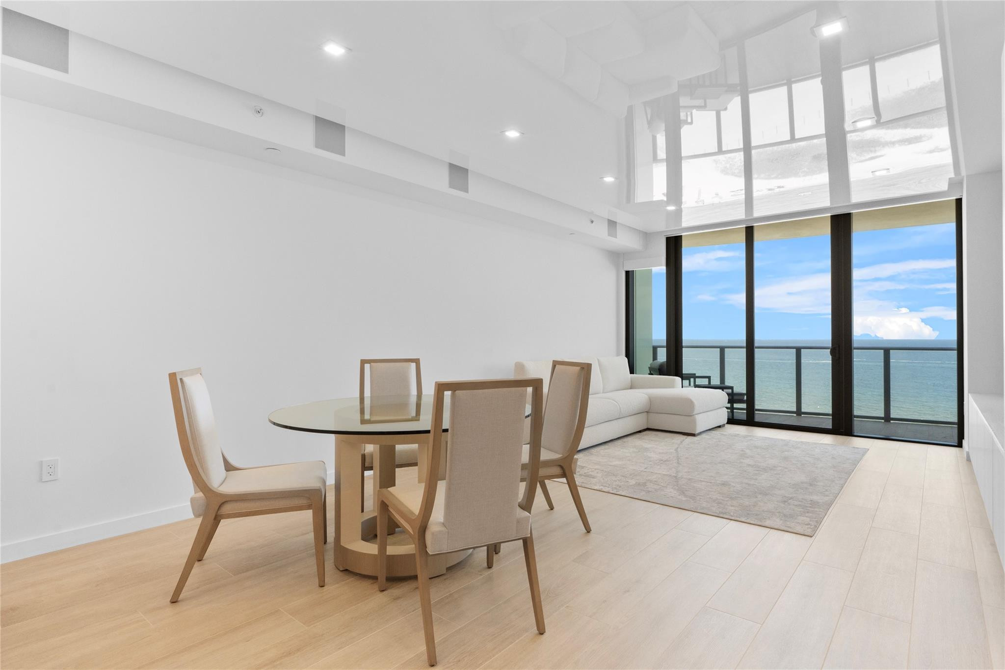 1116 N Ocean Boulevard 904